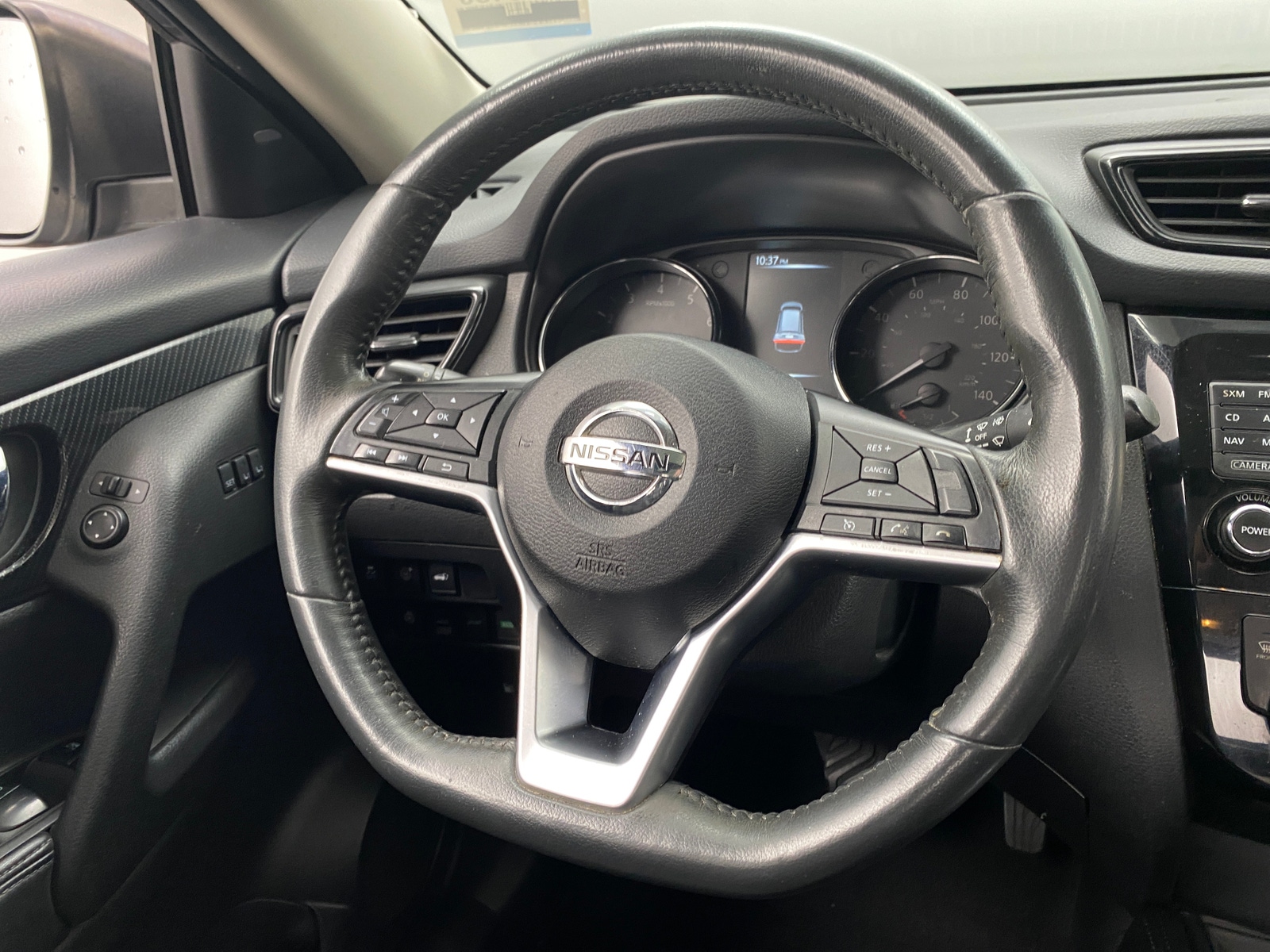 Thumbnail: 2017 Nissan Rogue - 4
