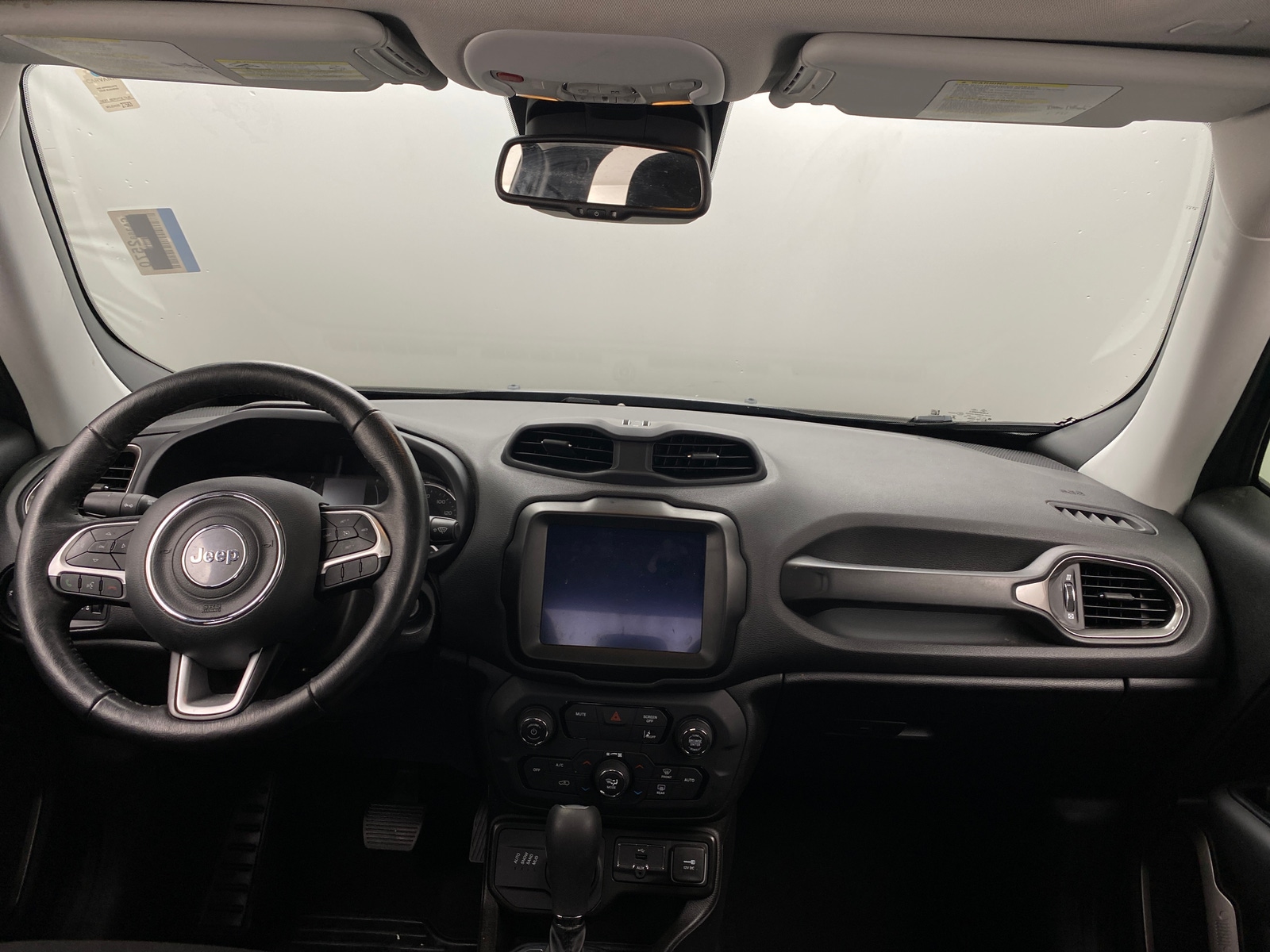 Thumbnail: 2023 Jeep Renegade - 3
