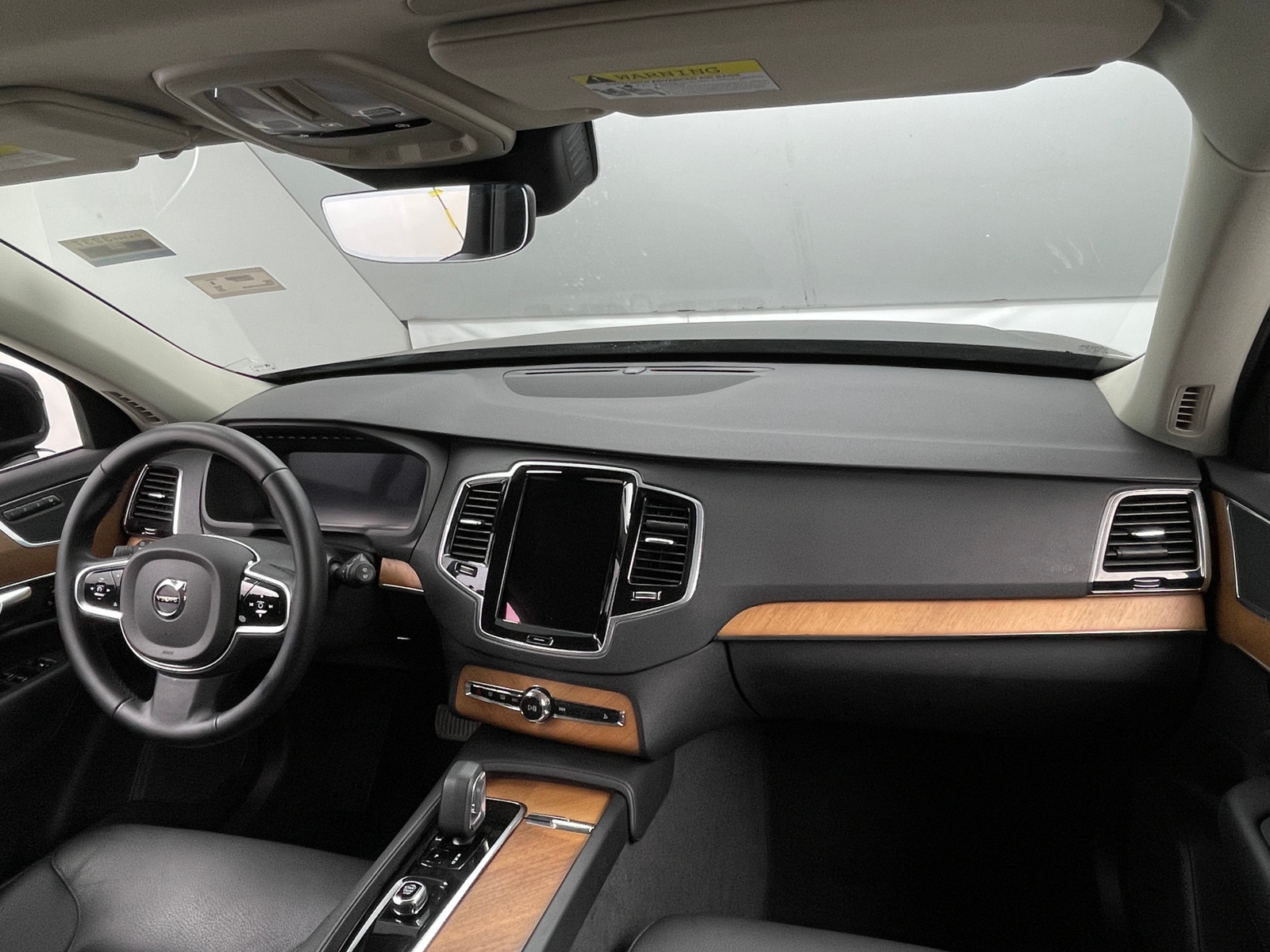 Thumbnail: 2025 Volvo XC90 - 2