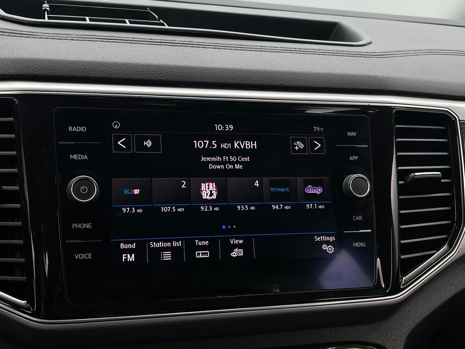 Thumbnail: 2019 Volkswagen Atlas - 3