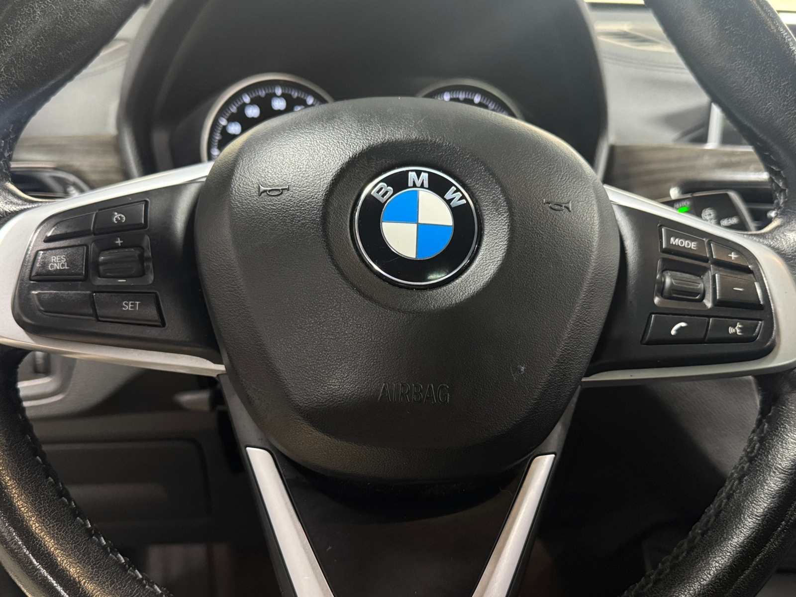 Thumbnail: 2020 BMW X1 - 4