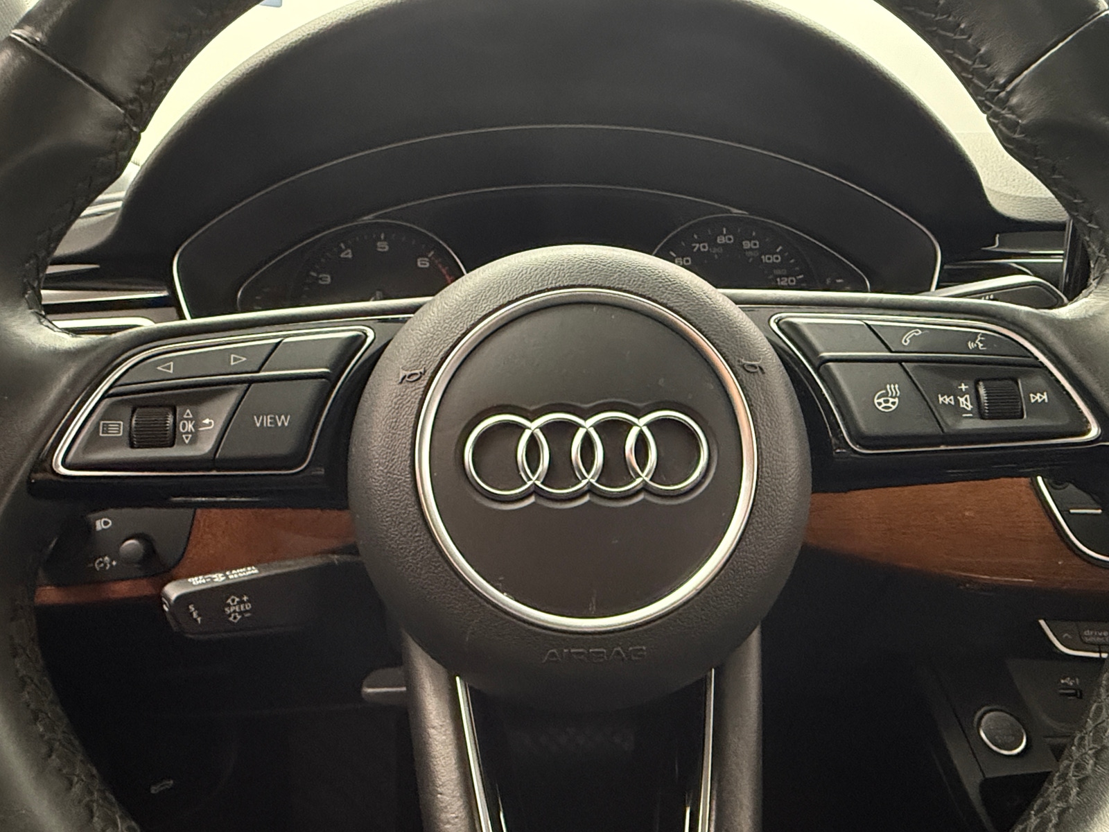 Thumbnail: 2022 Audi A4 - 4