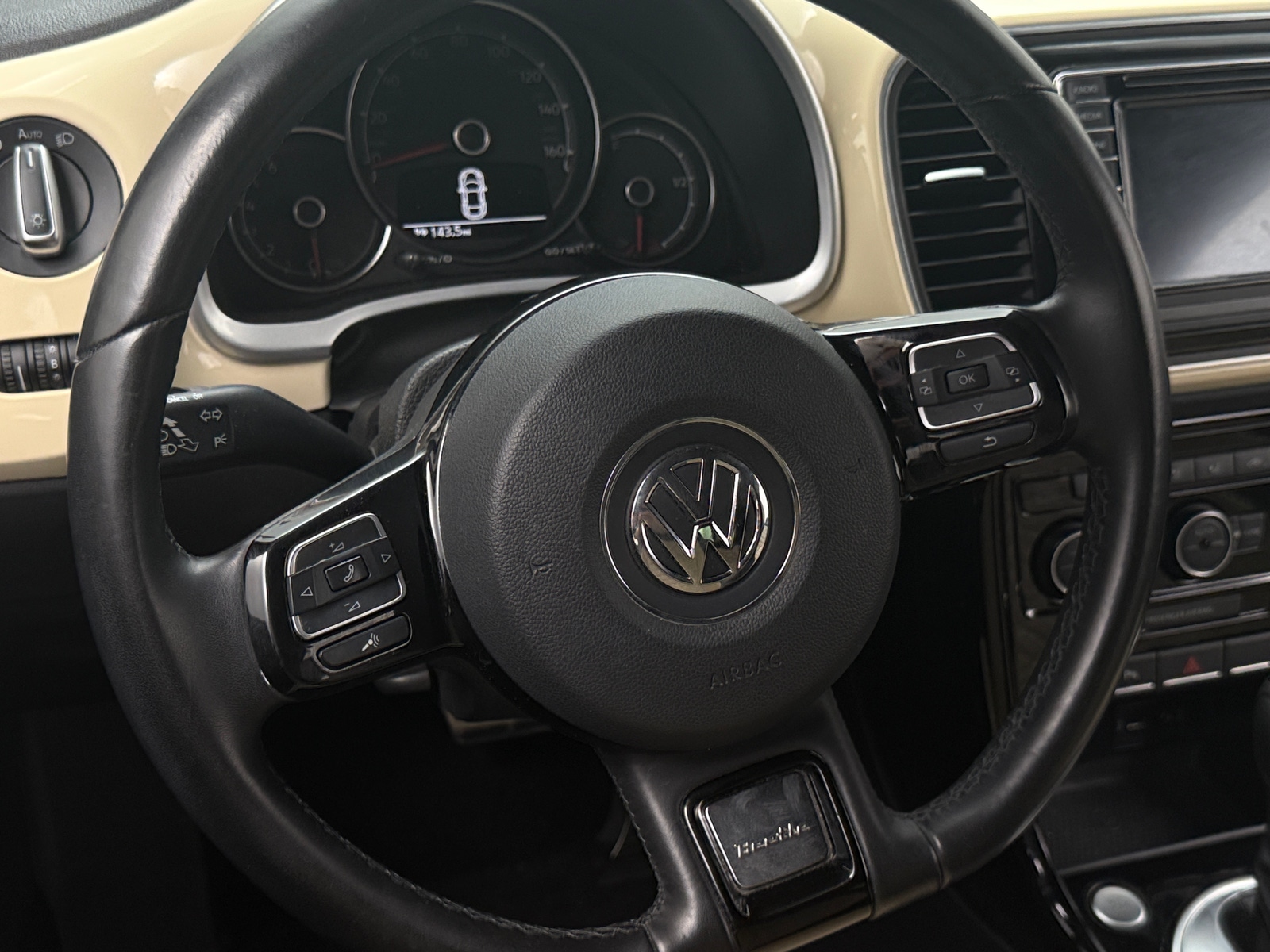 Thumbnail: 2019 Volkswagen Beetle - 3