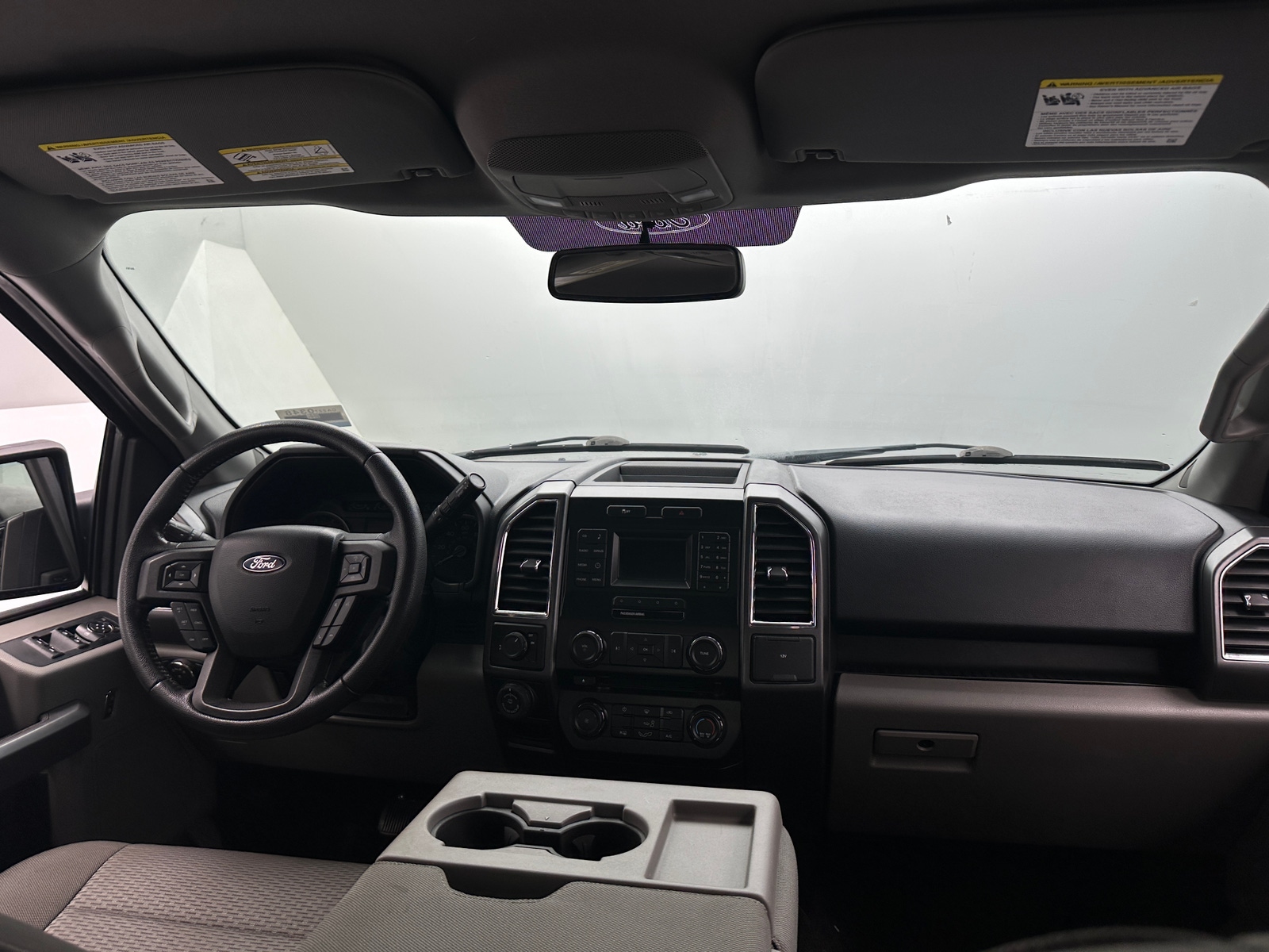 Thumbnail: 2016 Ford Econoline - 3