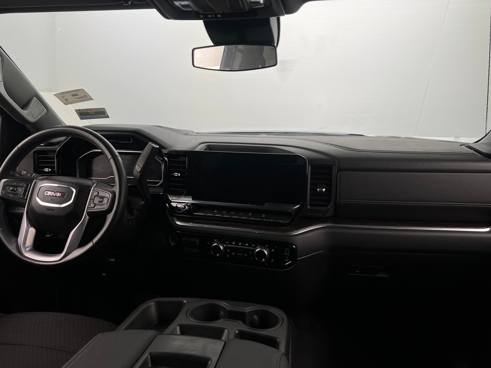 Thumbnail: 2023 GMC Sierra 1500 - 3