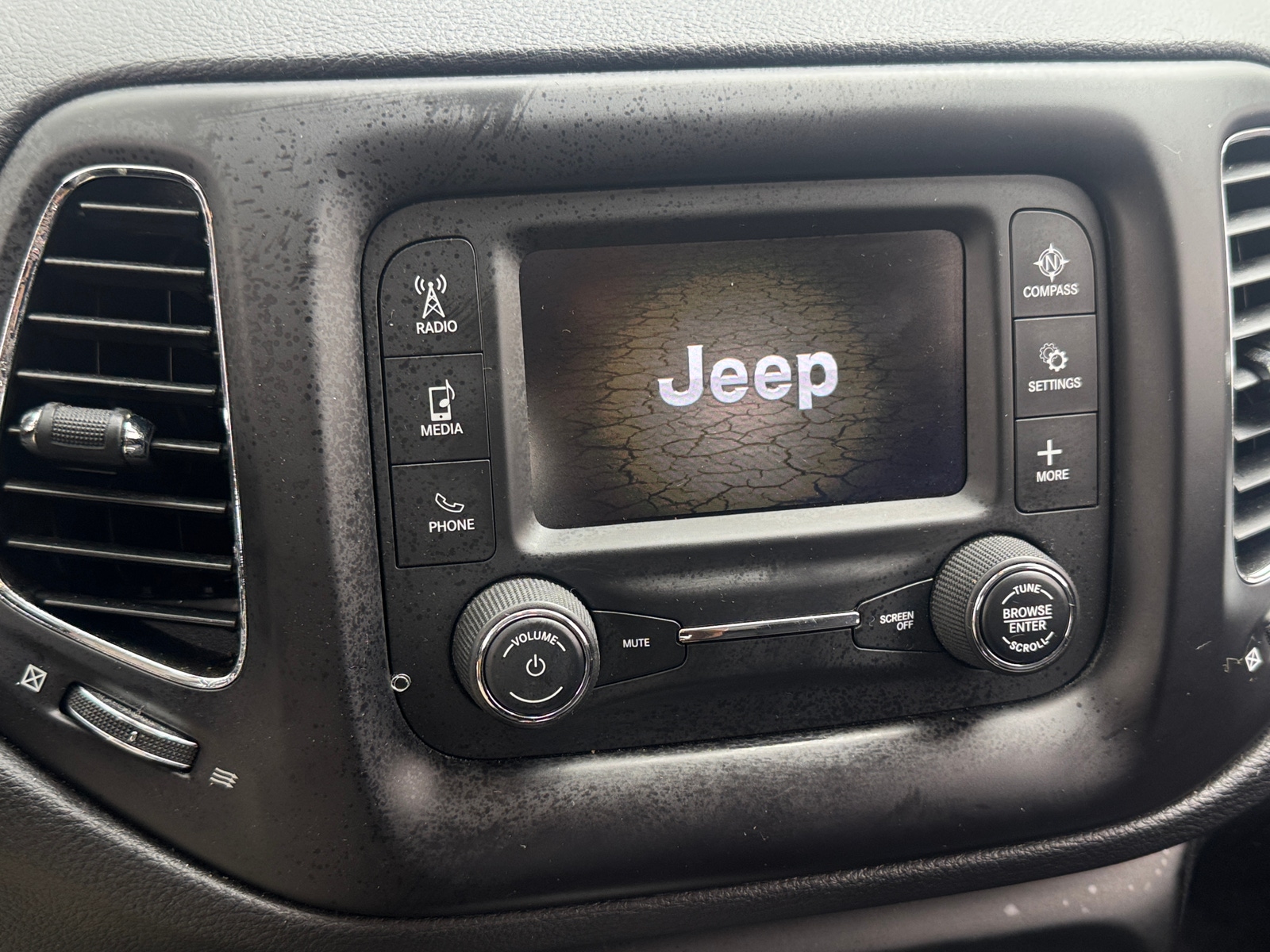 Thumbnail: 2018 Jeep Compass - 4