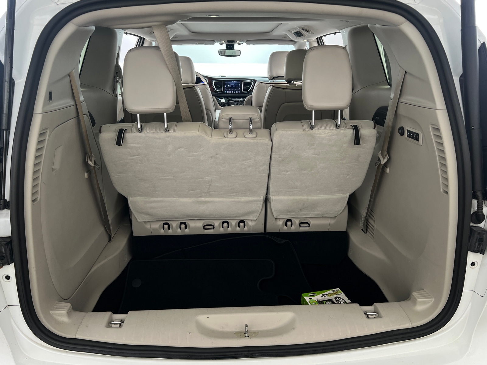 Thumbnail: 2019 Chrysler Pacifica - 6