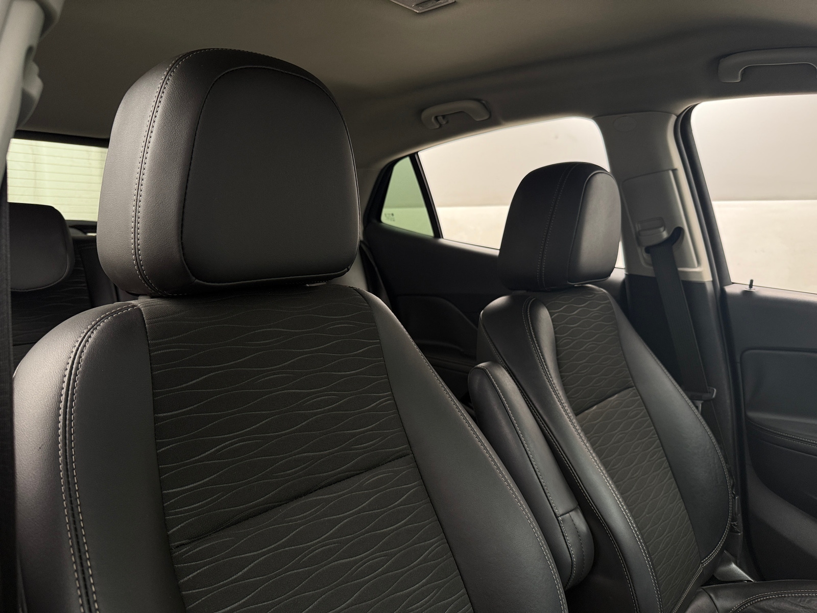 Thumbnail: 2015 Buick Encore - 2