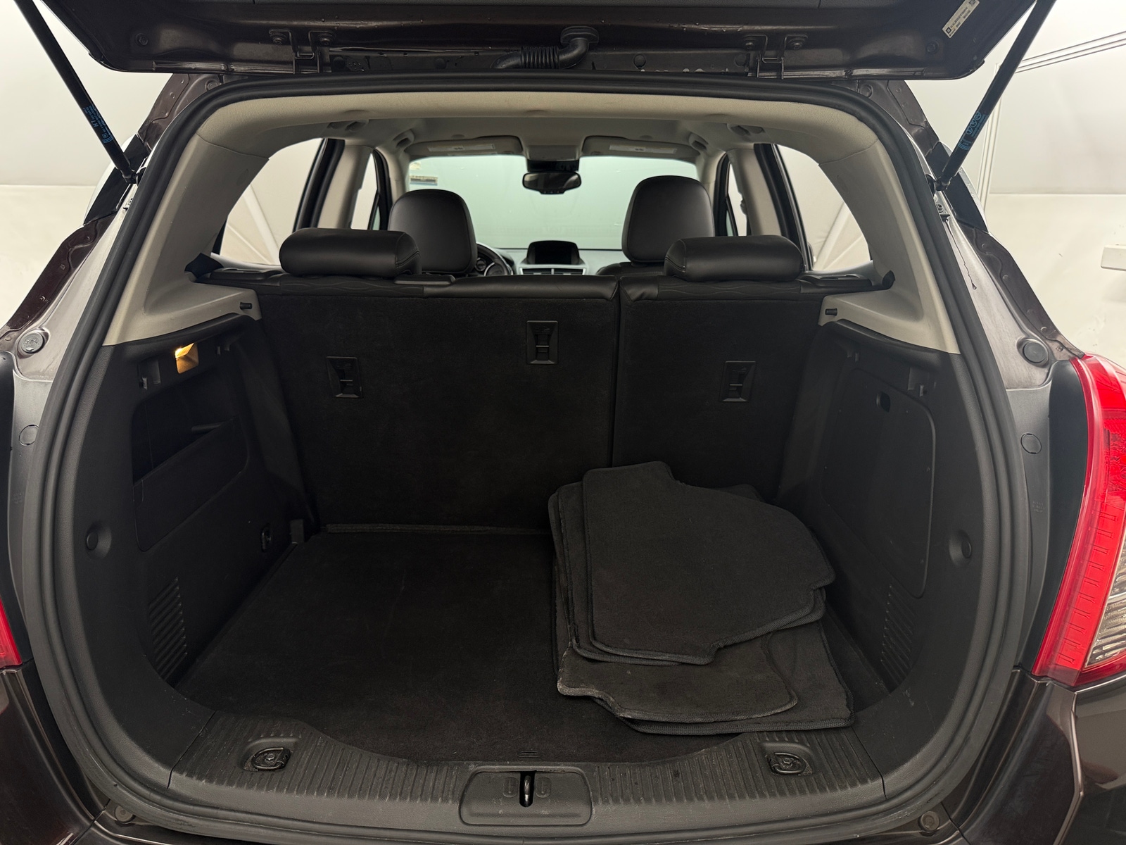 Thumbnail: 2015 Buick Encore - 7