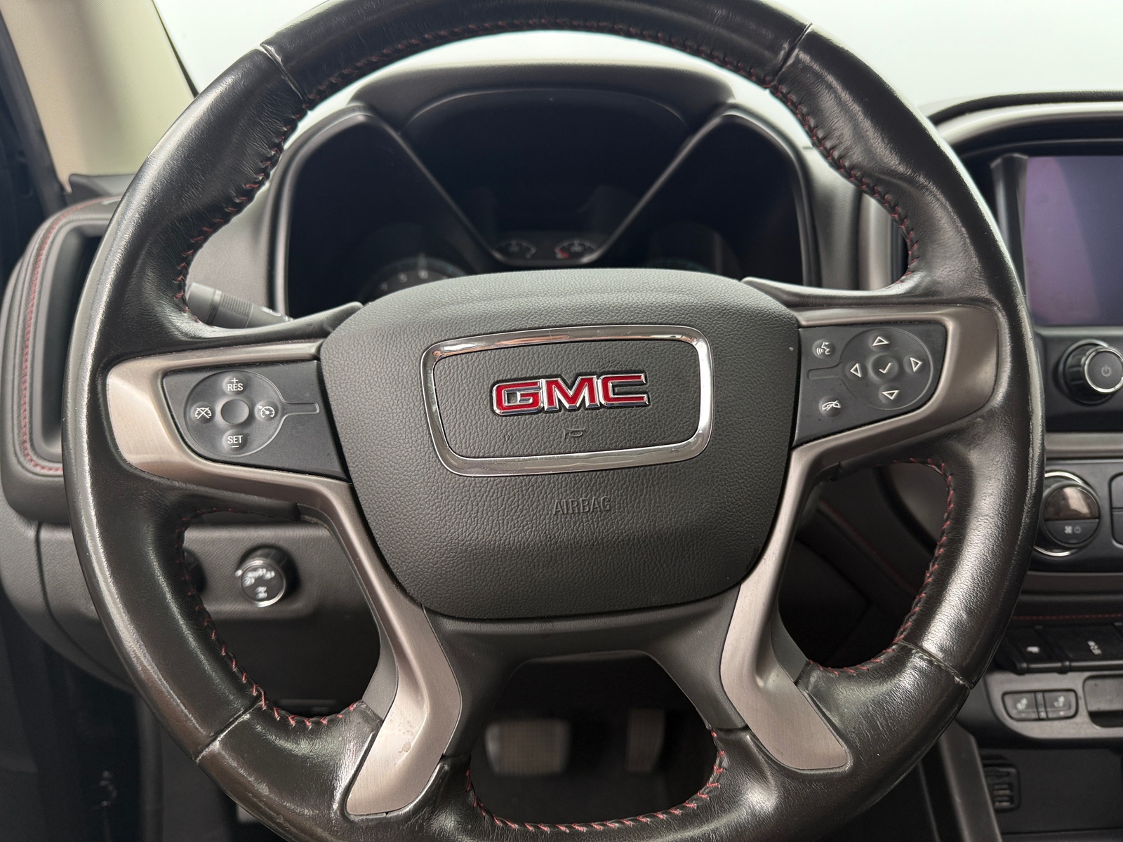 Thumbnail: 2019 GMC Canyon - 5