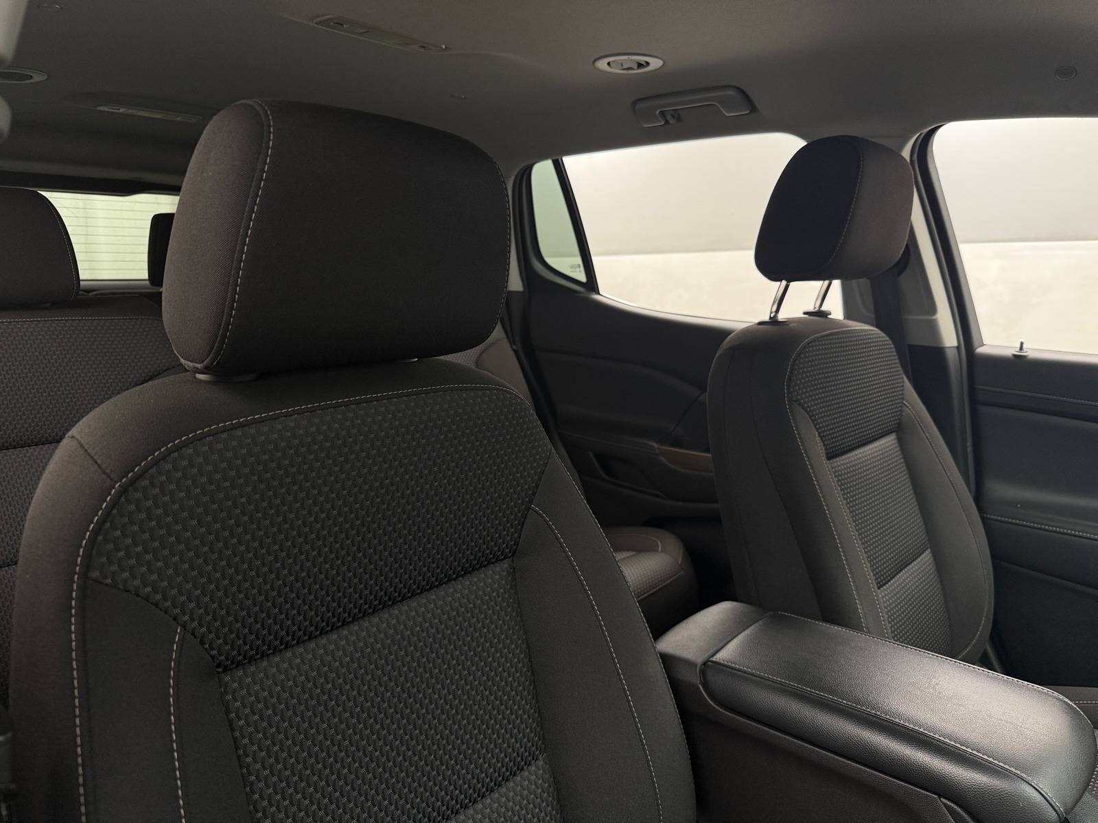 Thumbnail: 2022 GMC Acadia - 2
