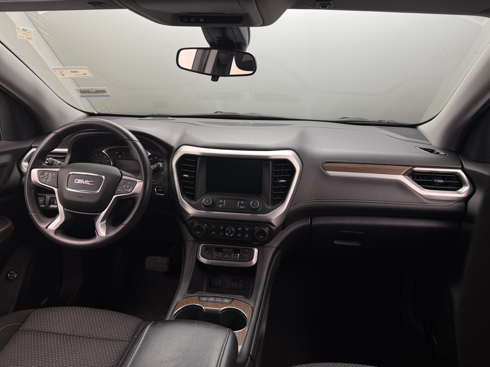 Thumbnail: 2022 GMC Acadia - 3