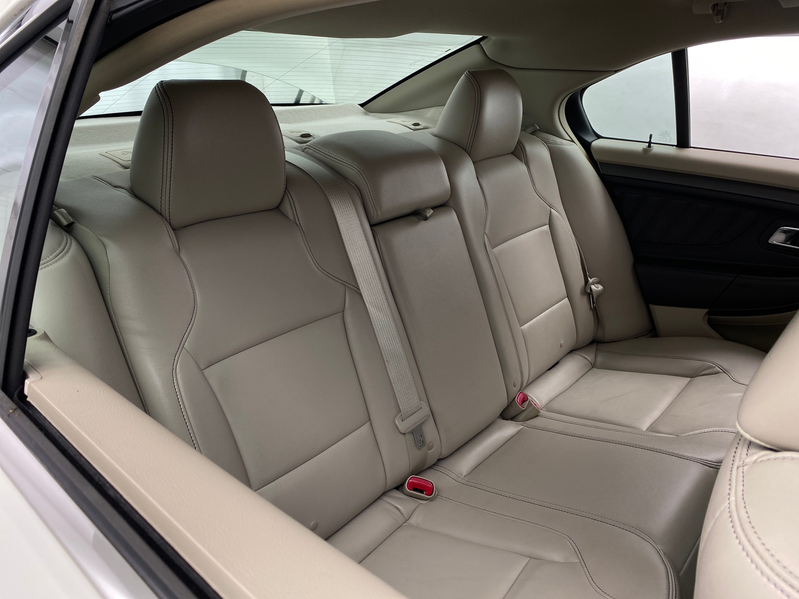Thumbnail: 2012 Ford Taurus - 5