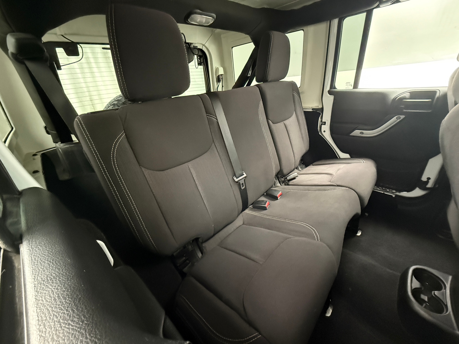 Thumbnail: 2013 Jeep Wrangler - 6