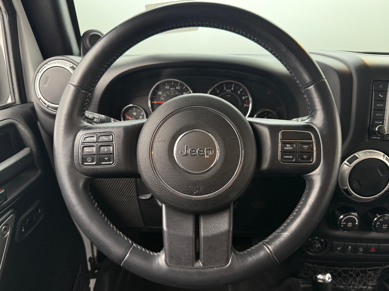 Thumbnail: 2013 Jeep Wrangler - 5