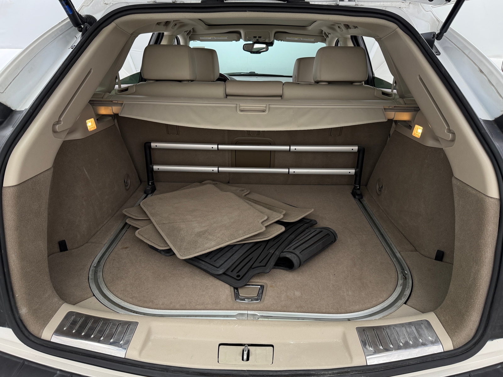 Thumbnail: 2015 Cadillac SRX - 6