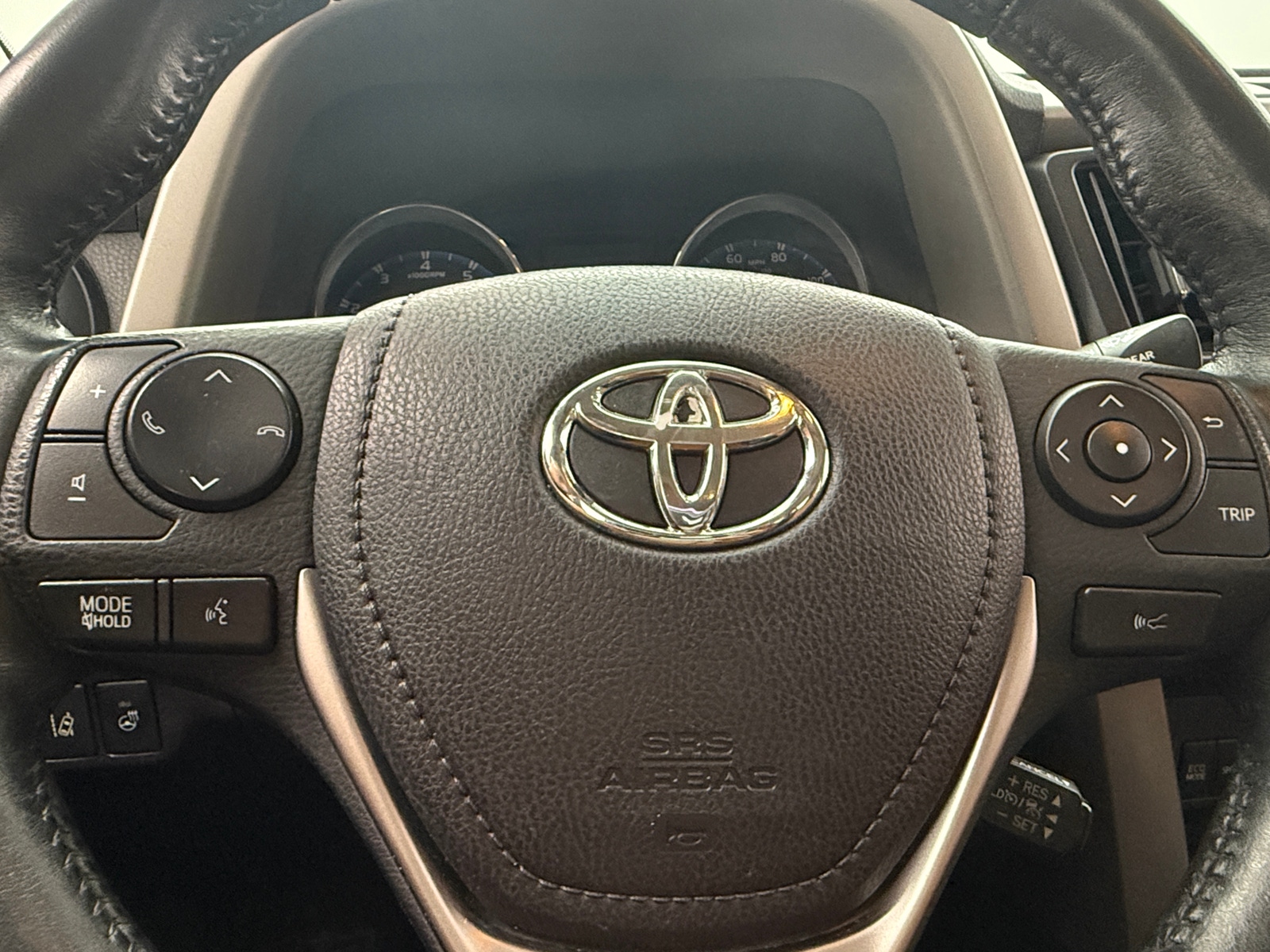 Thumbnail: 2017 Toyota RAV4 - 4