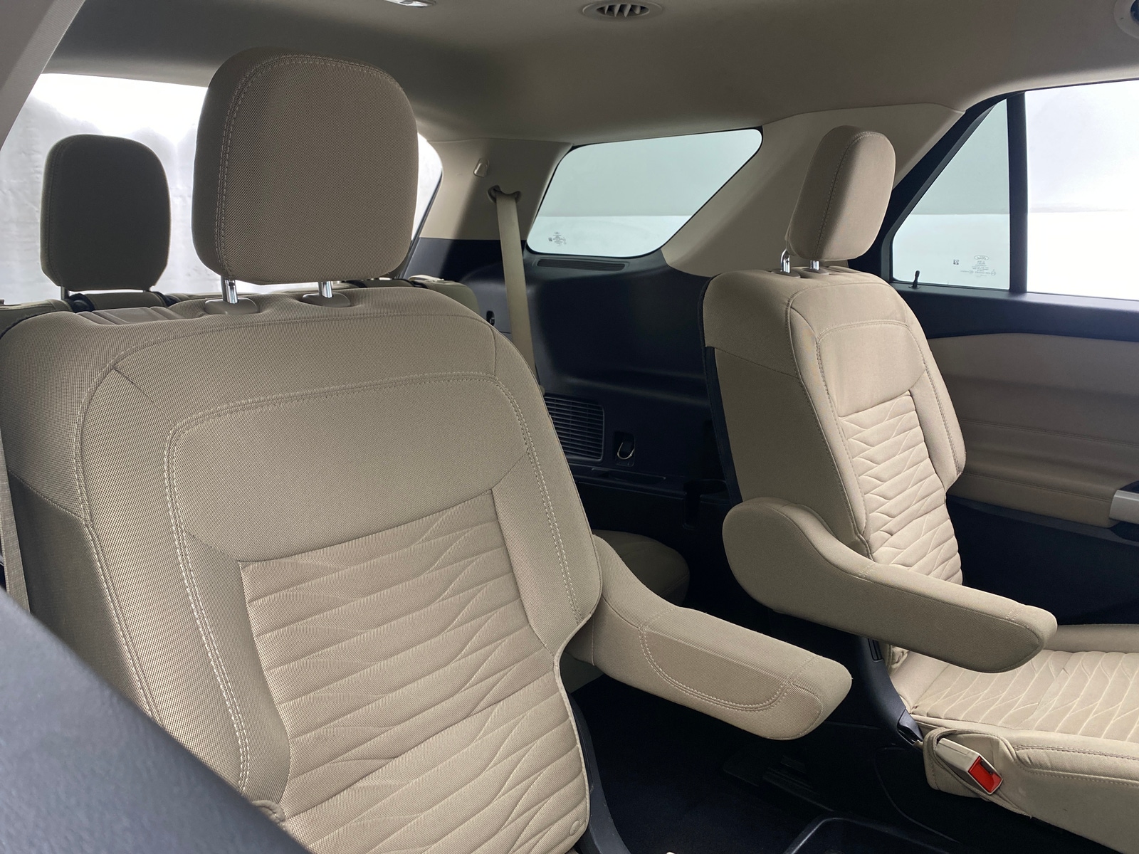 Thumbnail: 2021 Ford Explorer - 6