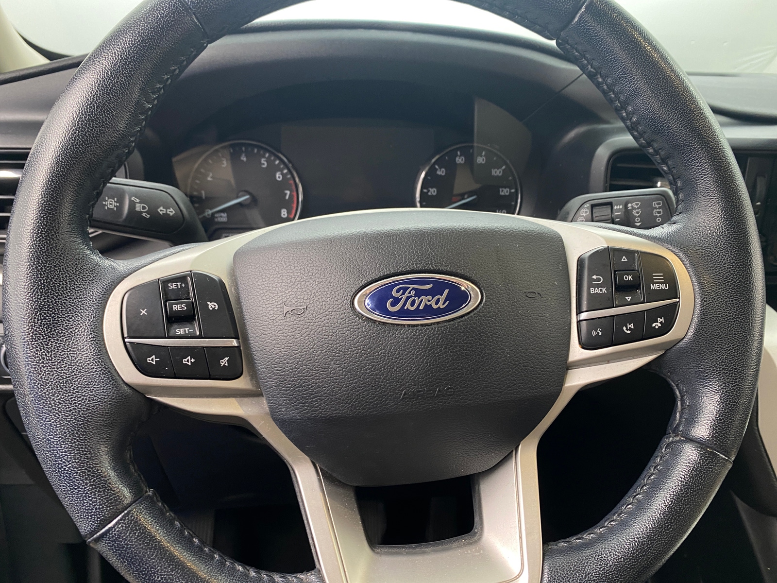 Thumbnail: 2021 Ford Explorer - 5