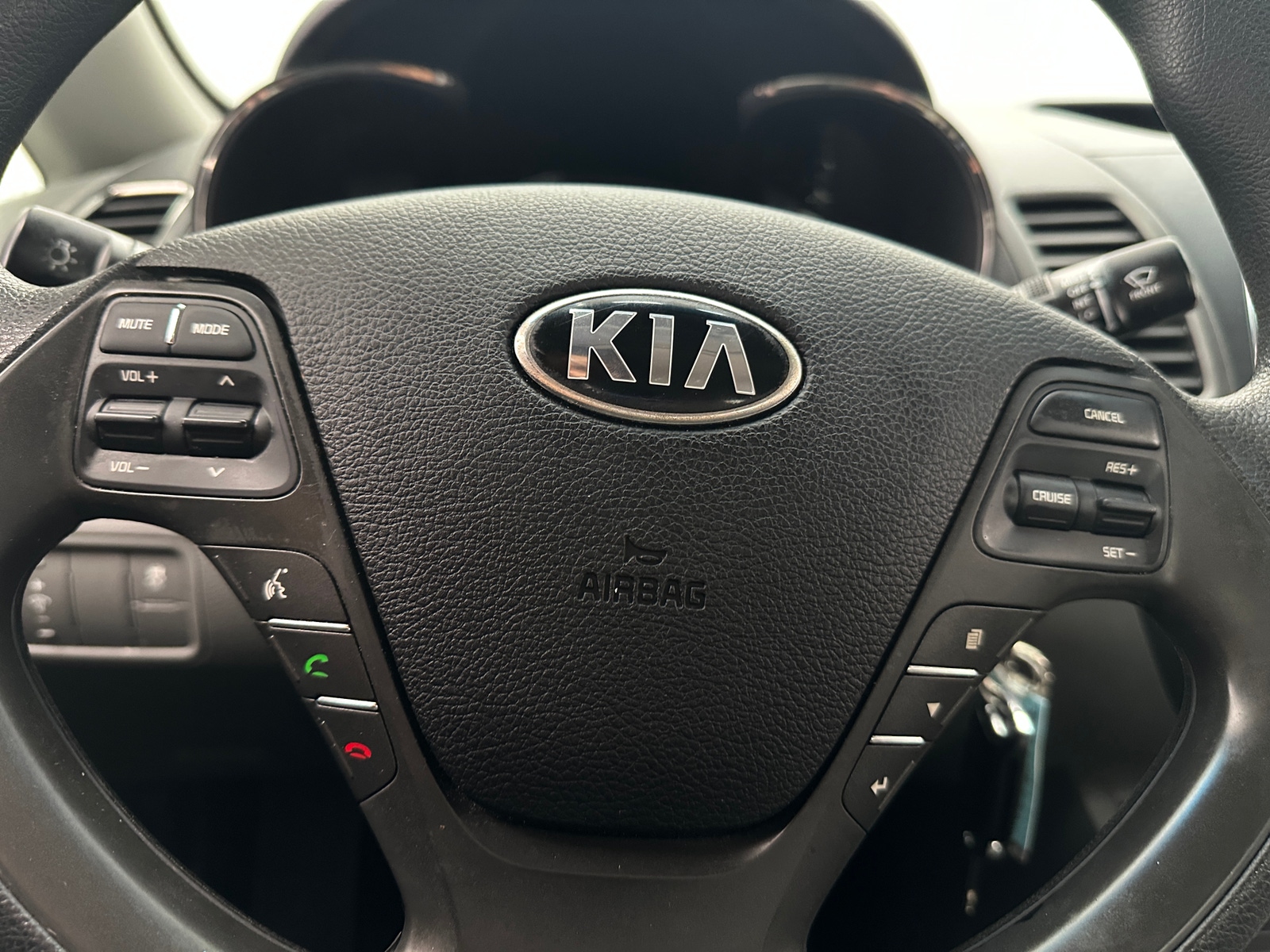 Thumbnail: 2018 Kia Forte - 5