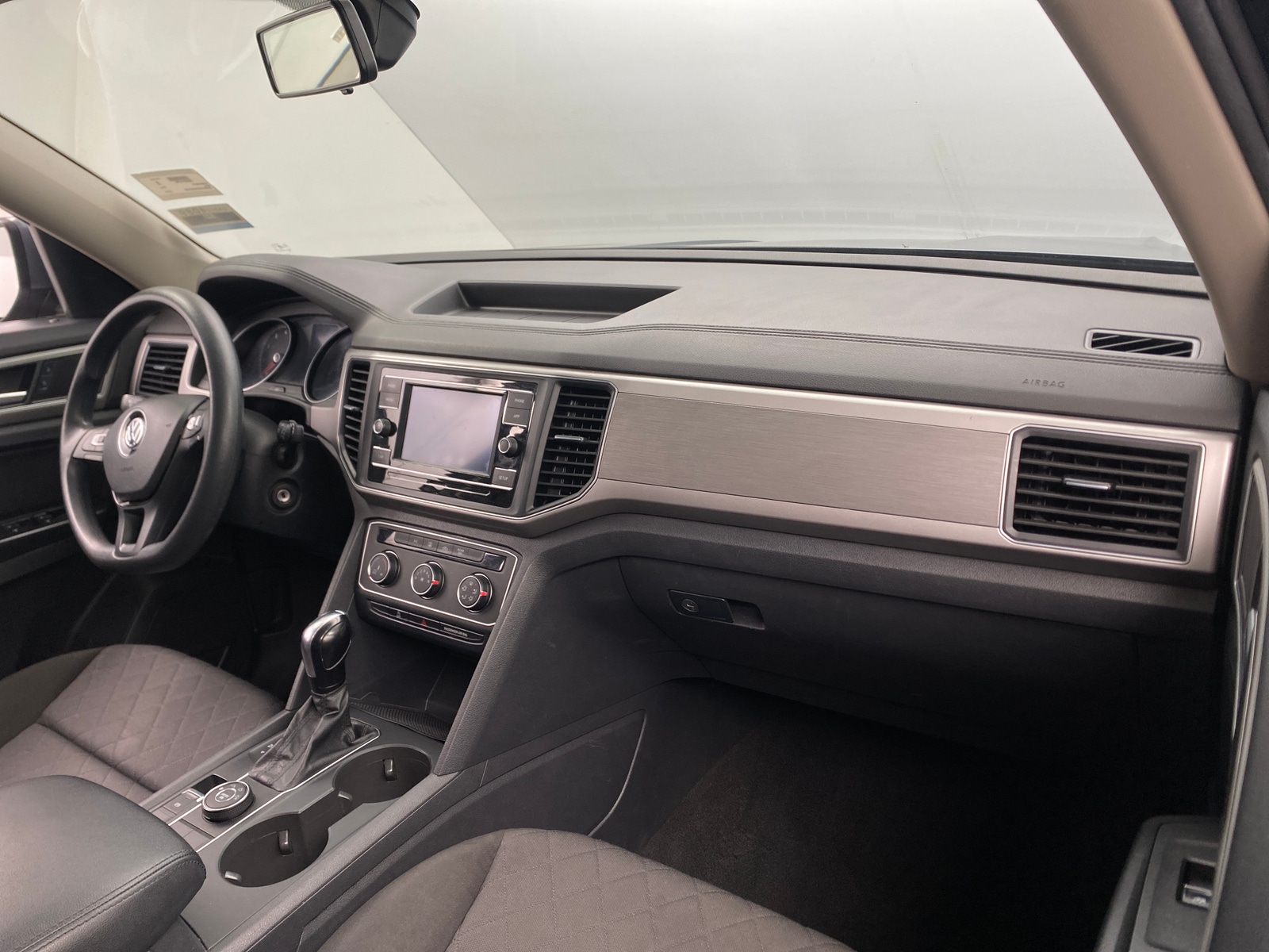 Thumbnail: 2019 Volkswagen Atlas - 3