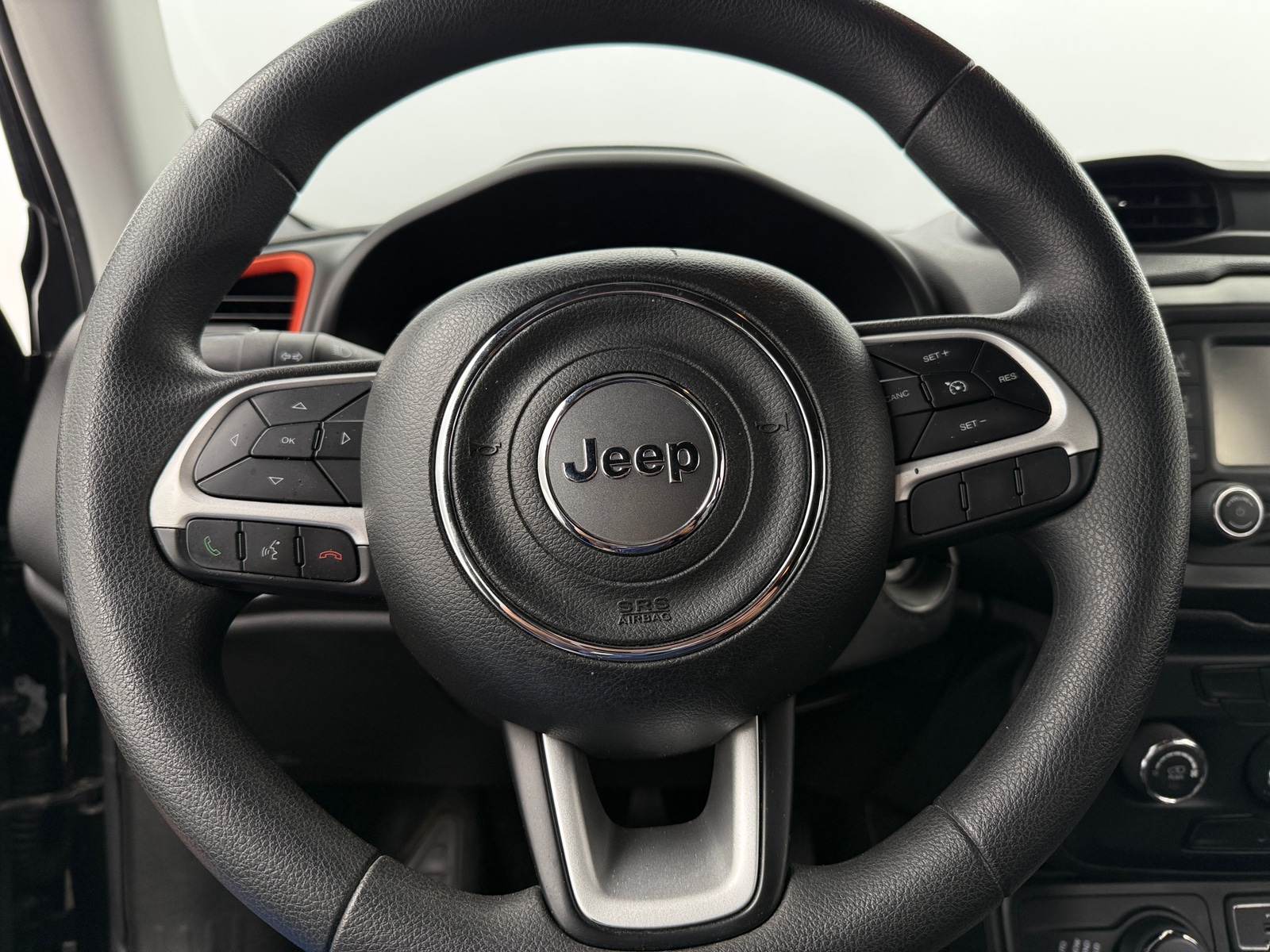 Thumbnail: 2018 Jeep Renegade - 5