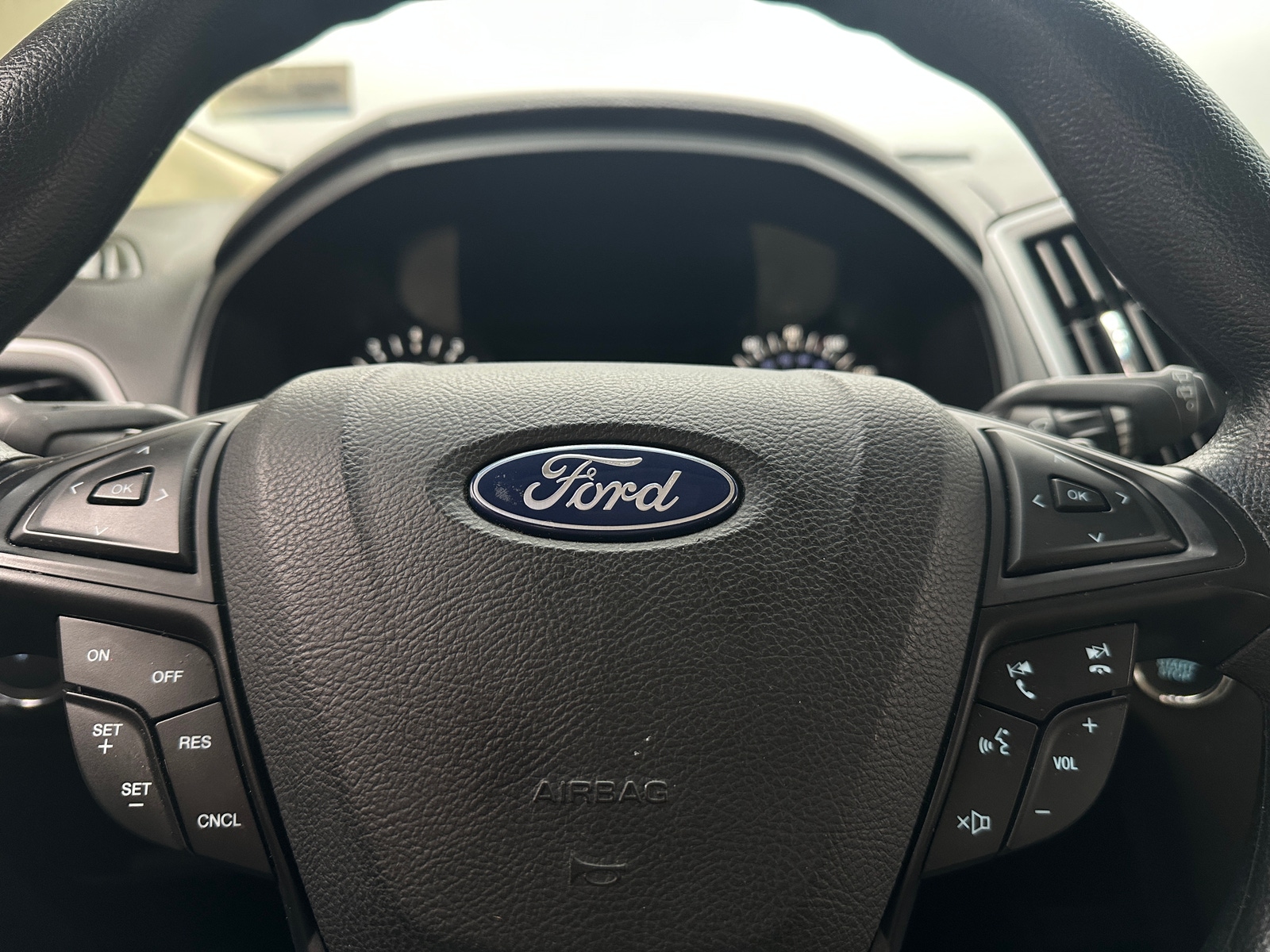Thumbnail: 2018 Ford Edge - 5