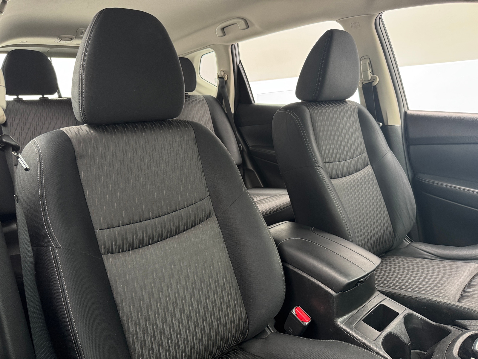 Thumbnail: 2017 Nissan Rogue - 2