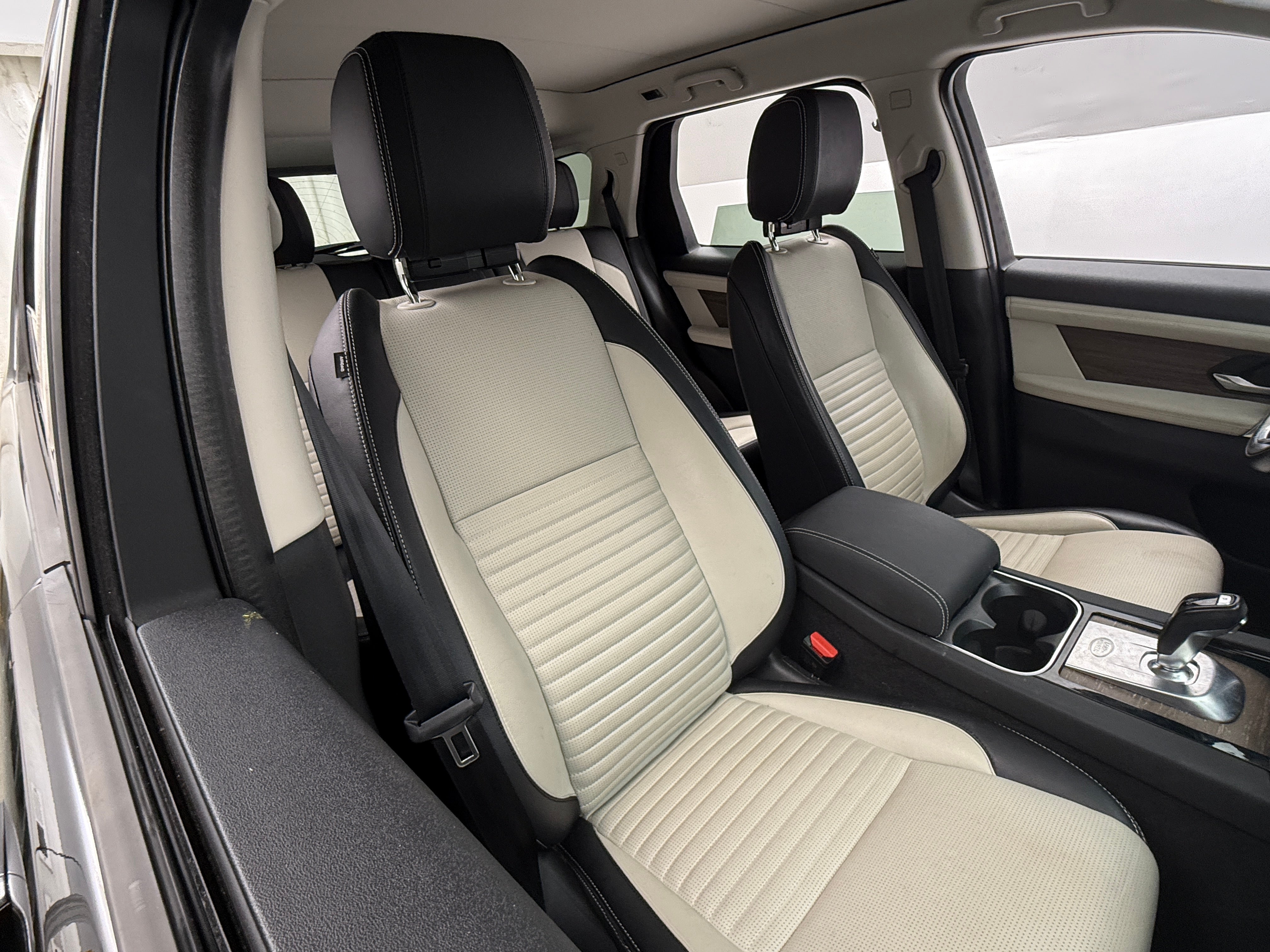 2022 Land Rover Discovery Sport