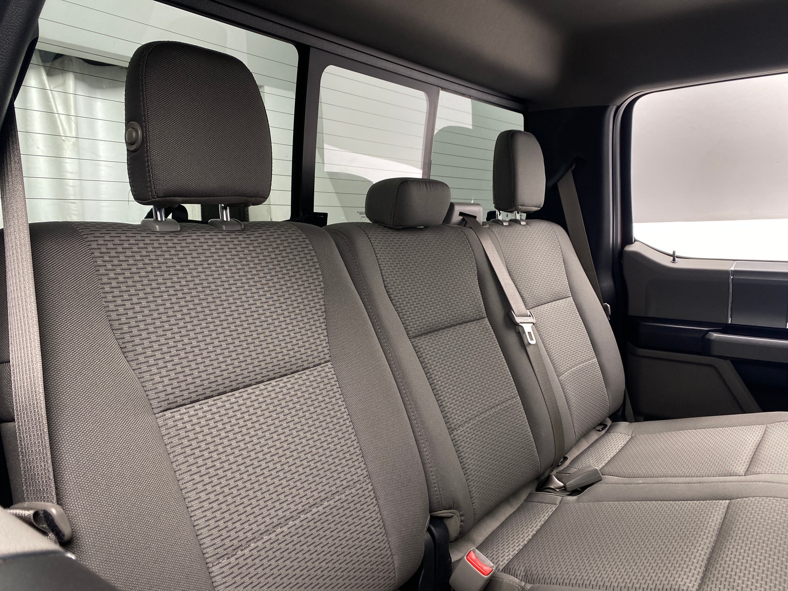 Thumbnail: 2016 Ford Econoline - 6