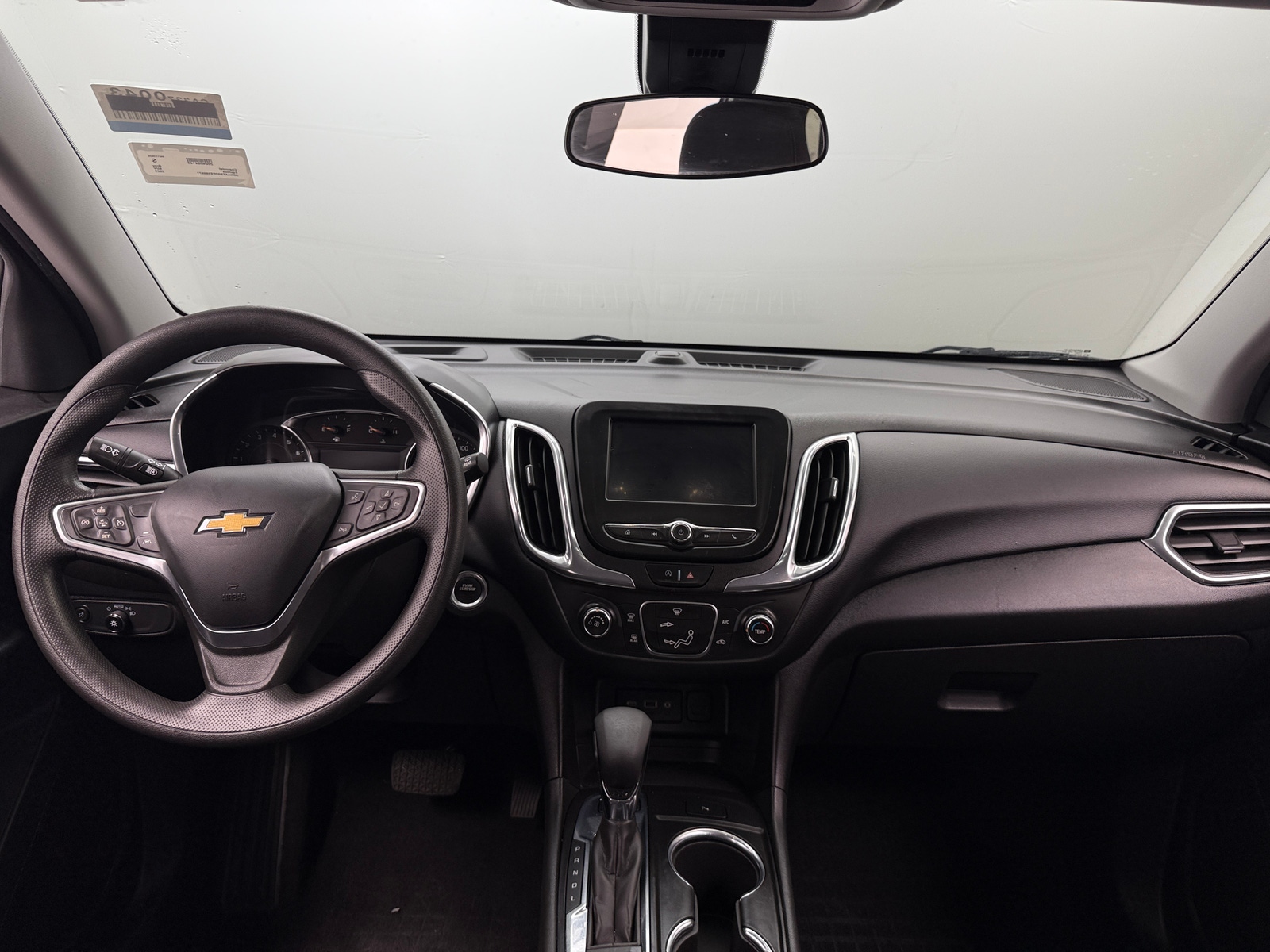 Thumbnail: 2023 Chevrolet Equinox - 3