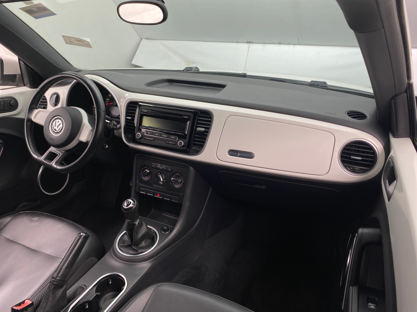 Thumbnail: 2012 Volkswagen Beetle - 2