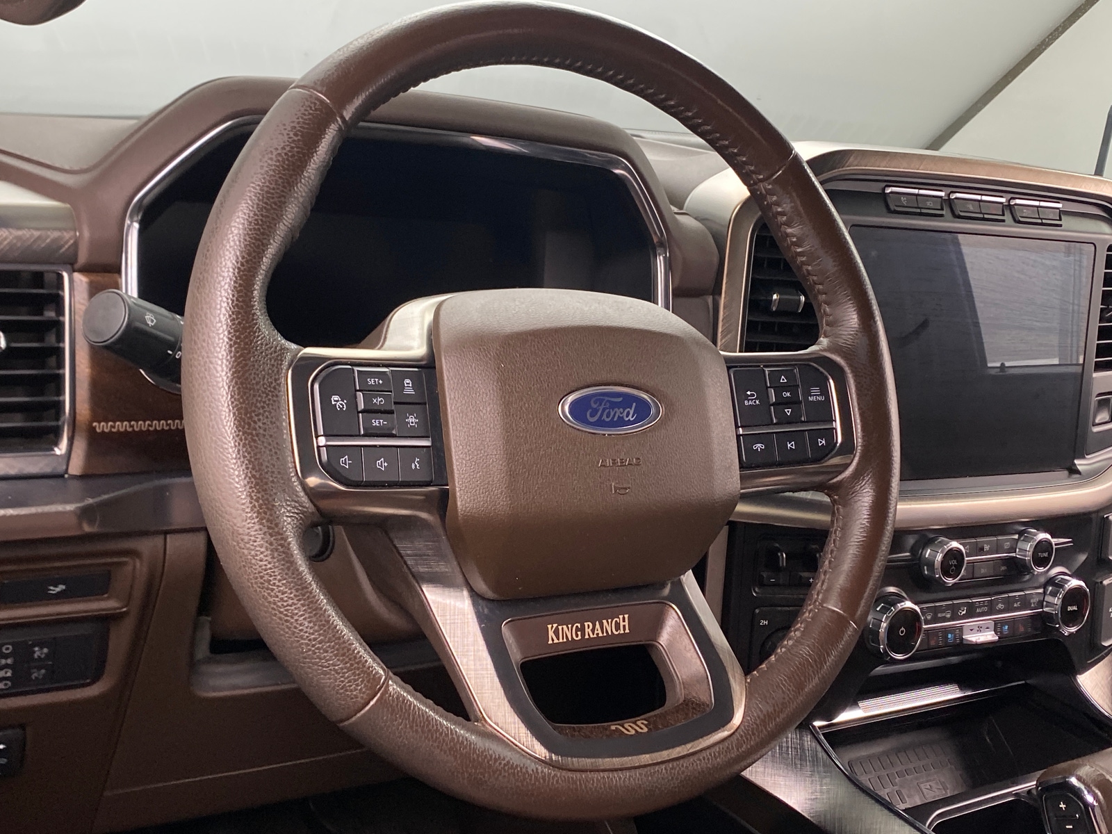 Thumbnail: 2022 Ford Econoline - 4