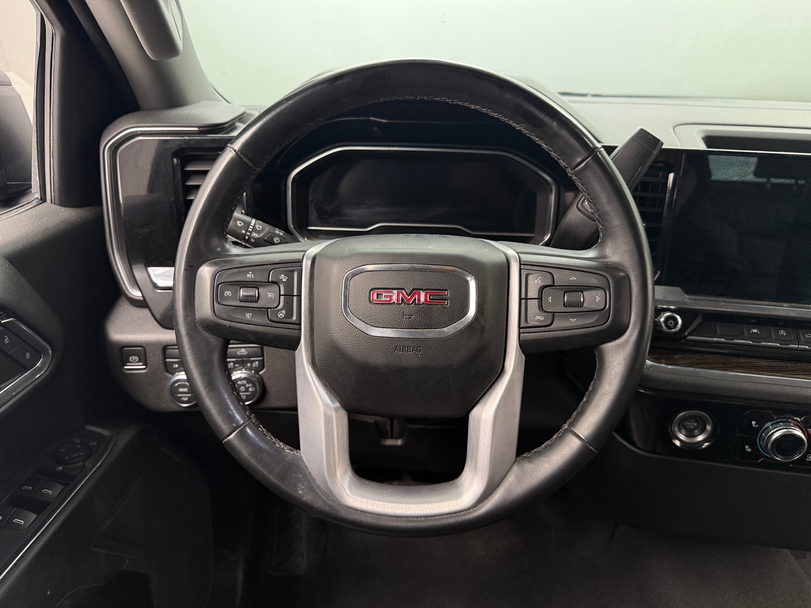 Thumbnail: 2023 GMC Sierra 1500 - 5