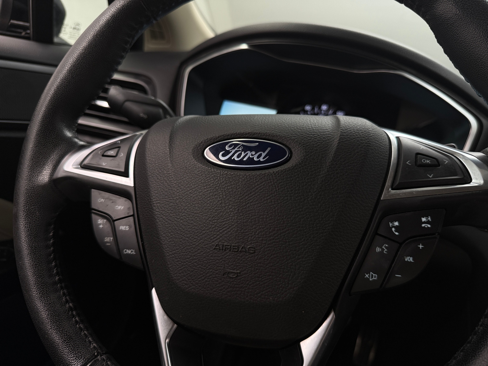 Thumbnail: 2018 Ford Fusion - 4