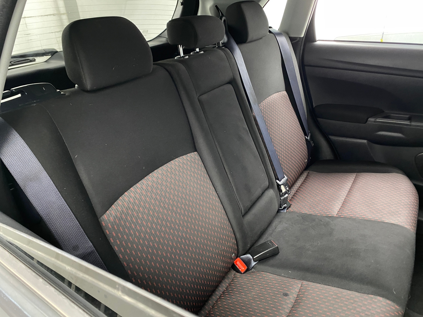 Thumbnail: 2017 Mitsubishi Outlander Sport - 6