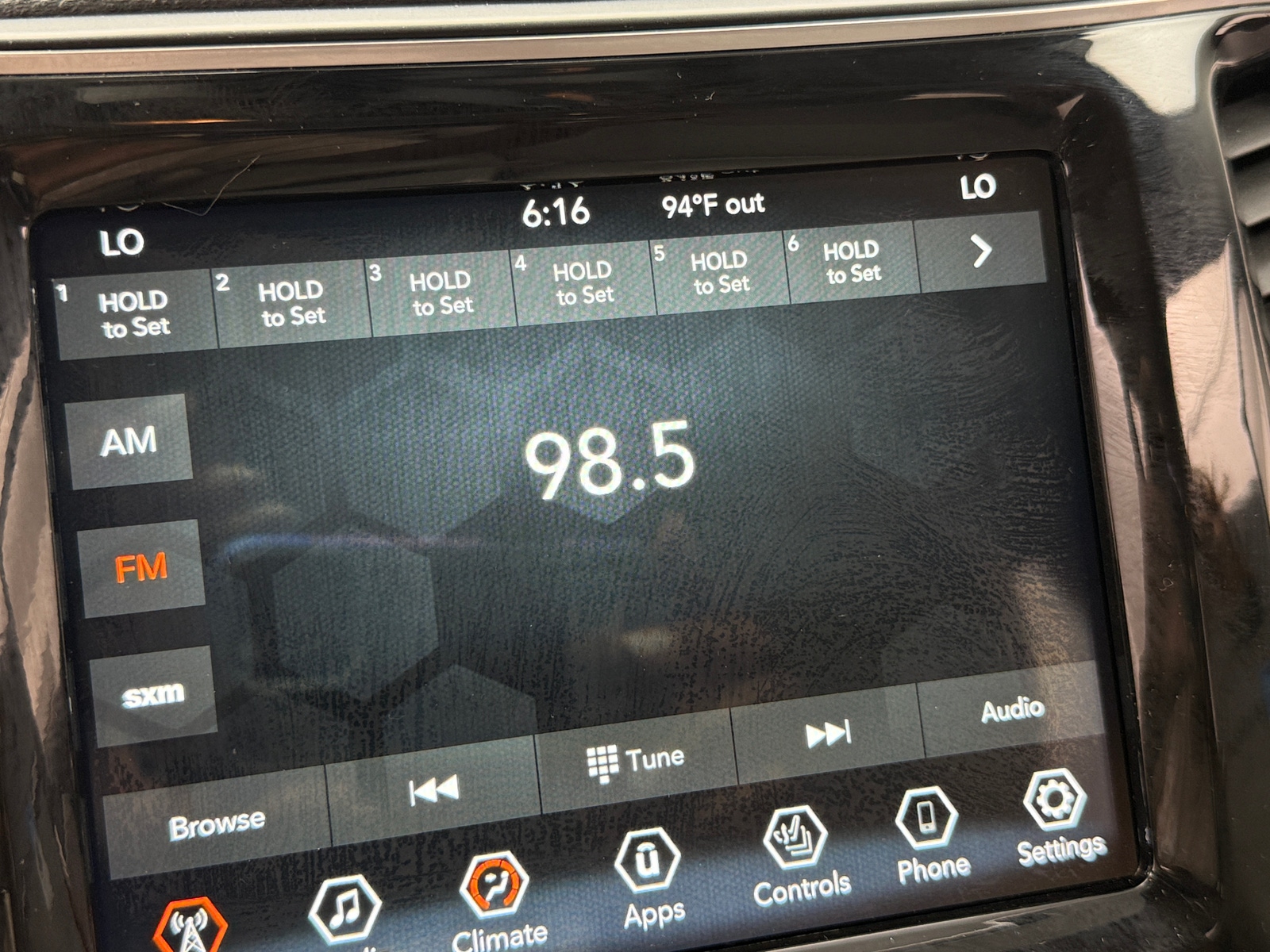 Thumbnail: 2020 Jeep Cherokee - 3