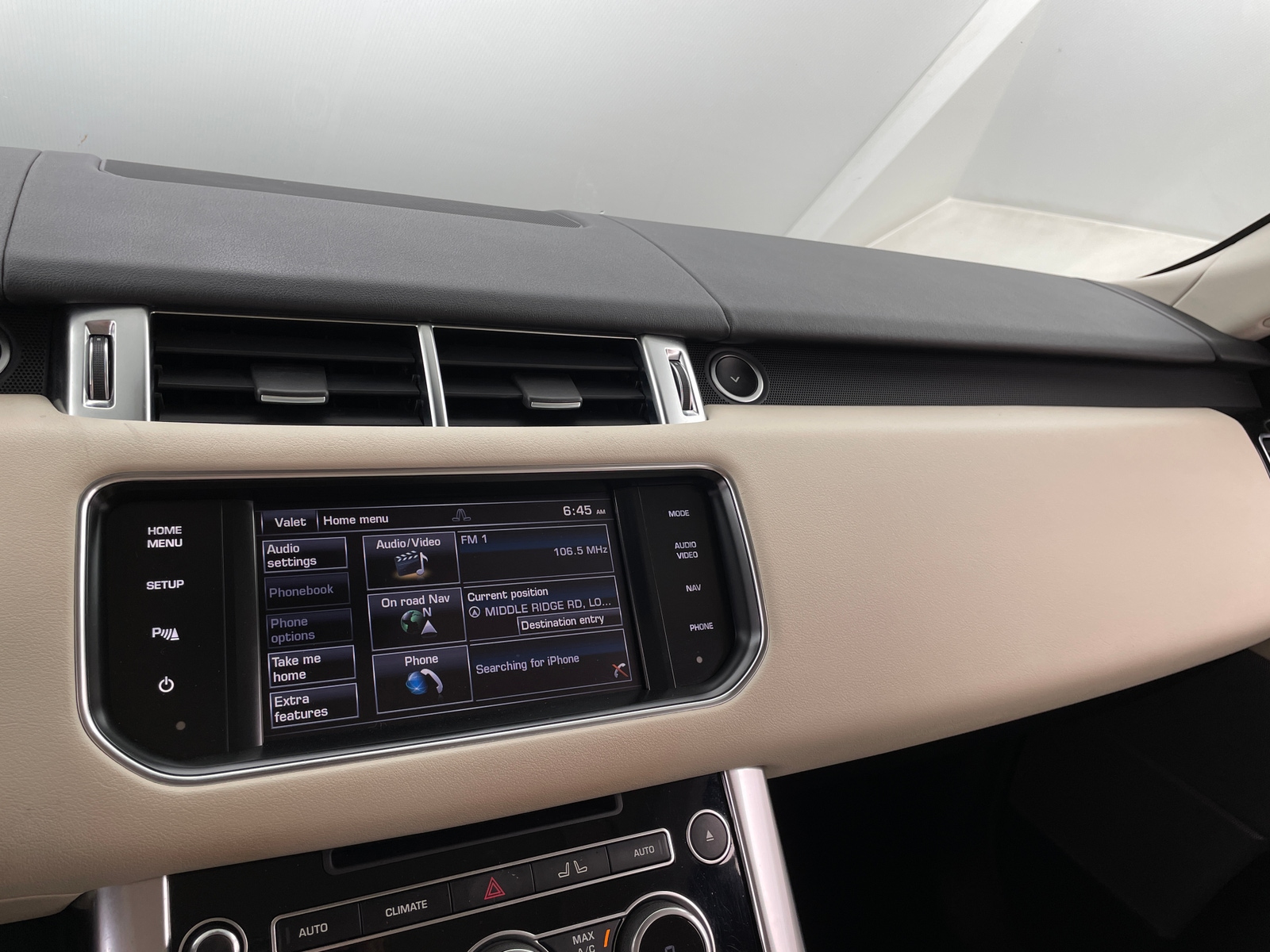 Thumbnail: 2014 Land Rover Range Rover Sport - 3