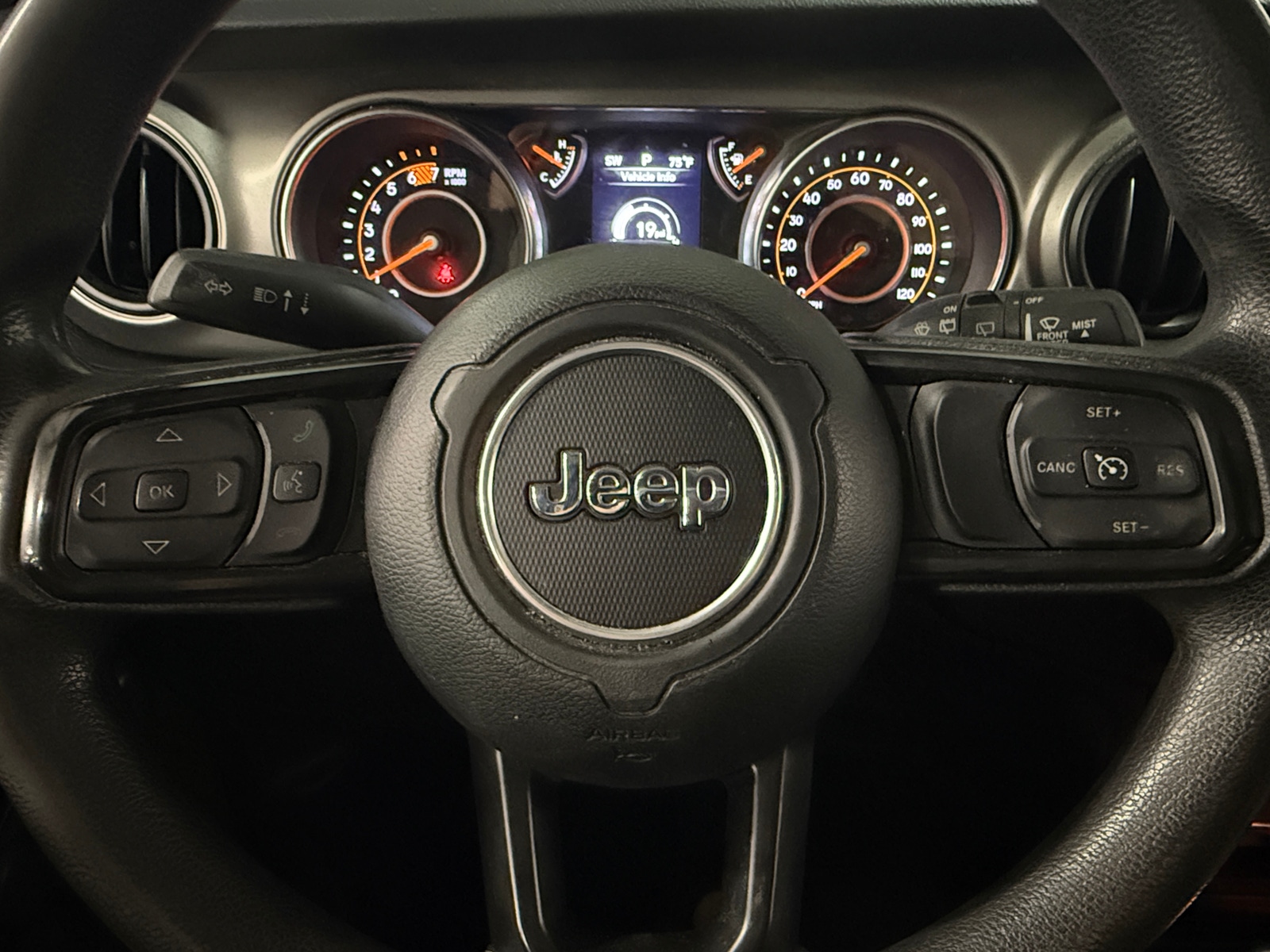 Thumbnail: 2021 Jeep Wrangler - 5
