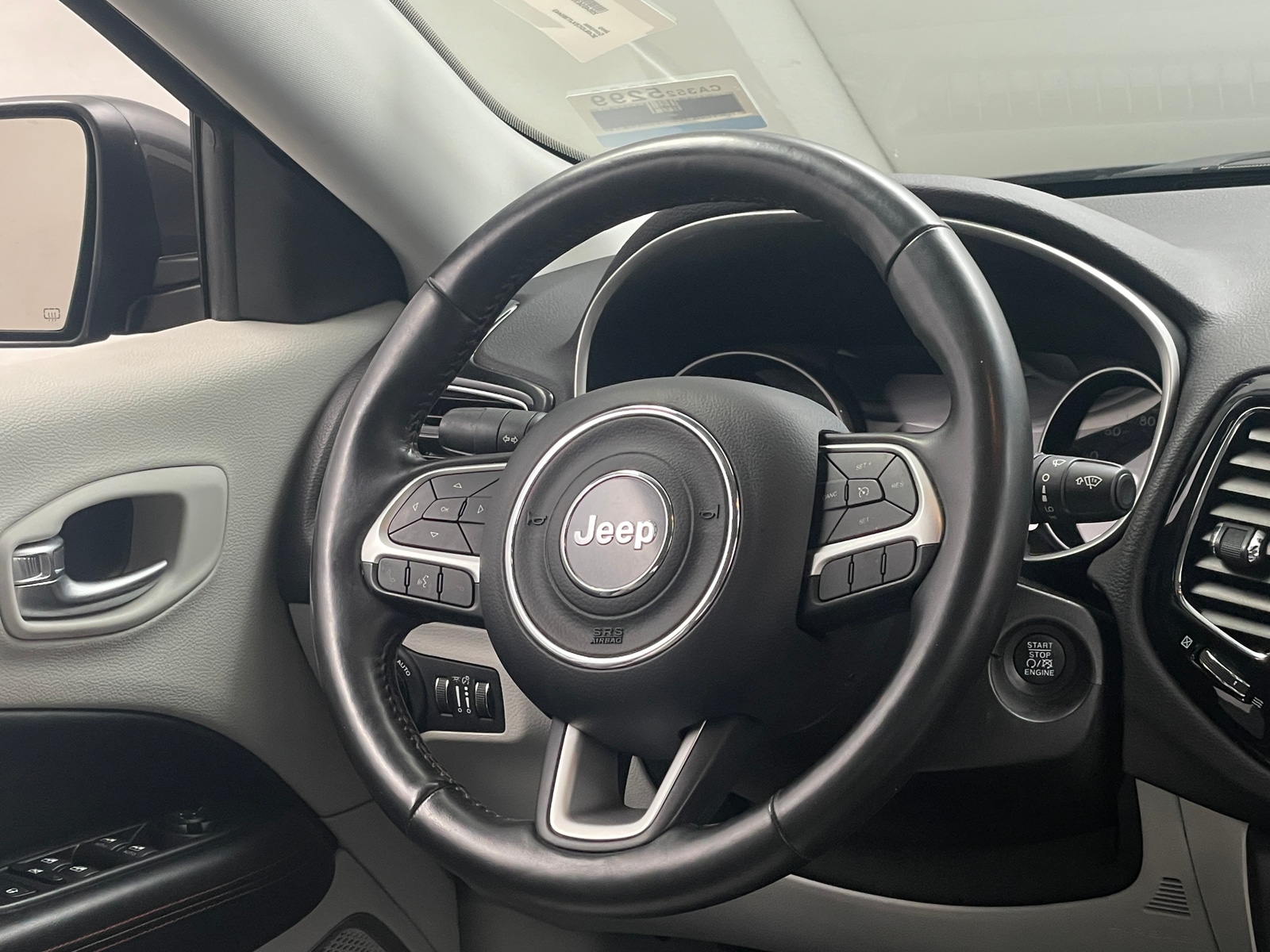 Thumbnail: 2018 Jeep Compass - 4