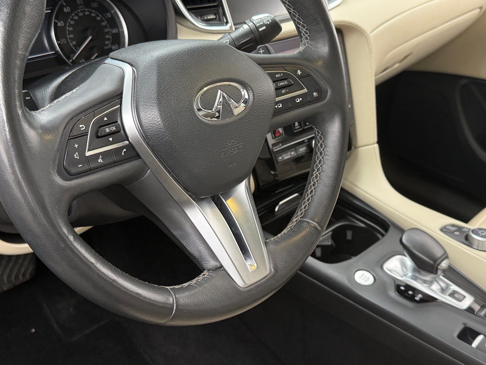 Thumbnail: 2019 INFINITI QX50 - 4