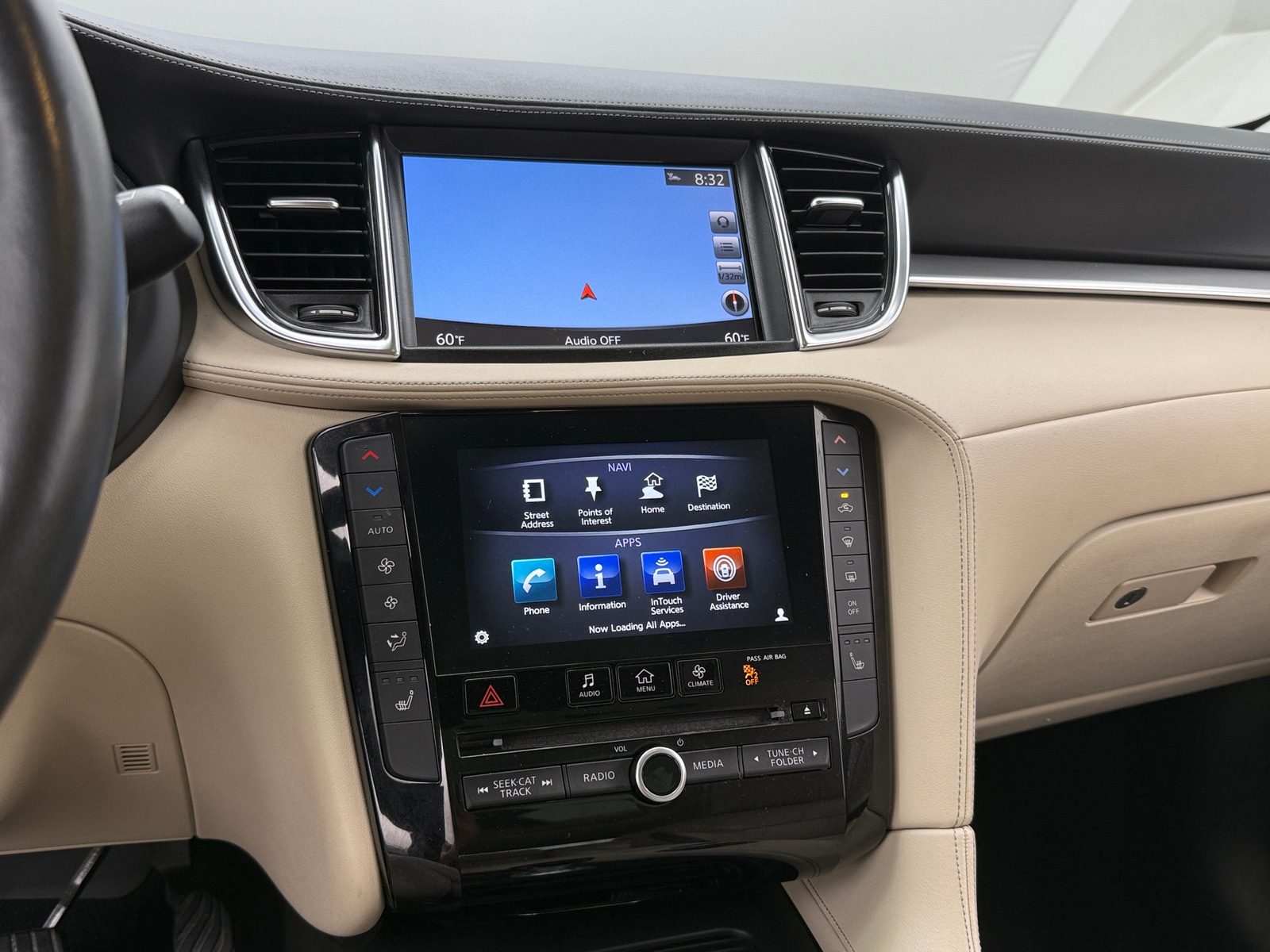 Thumbnail: 2019 INFINITI QX50 - 3