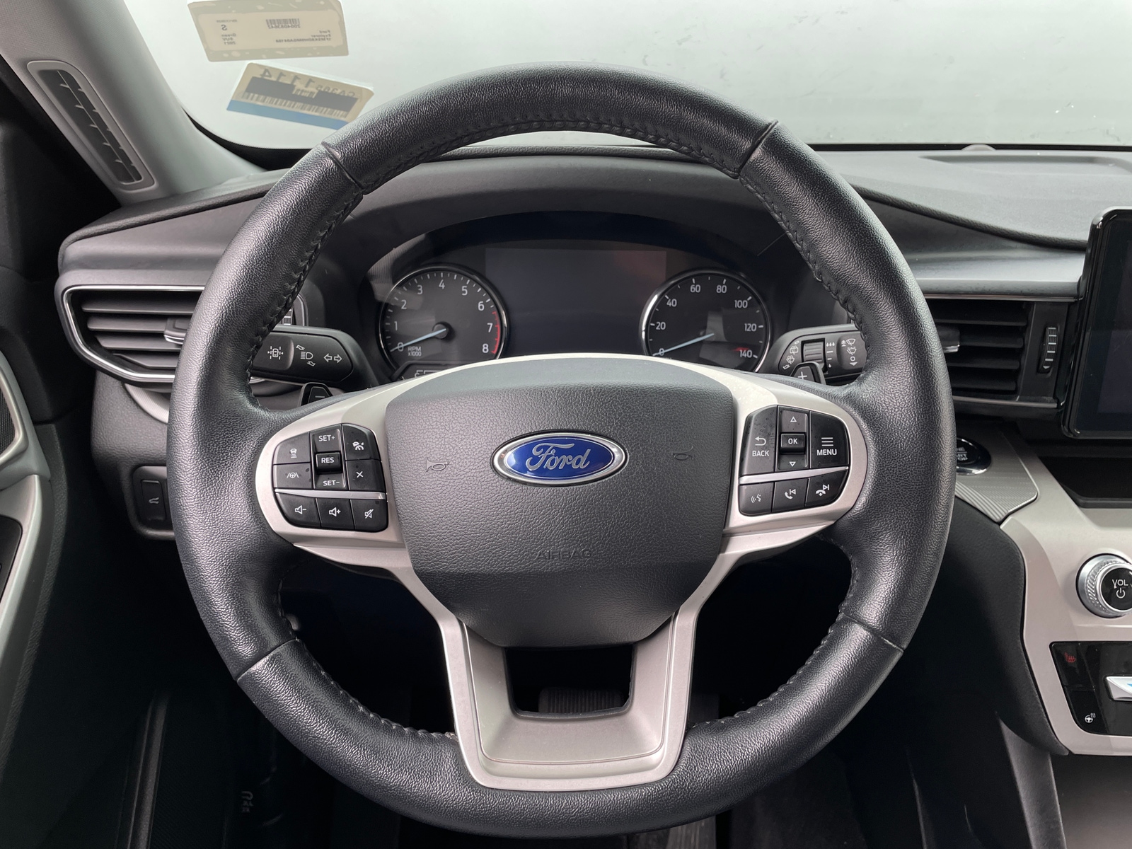 Thumbnail: 2021 Ford Explorer - 5