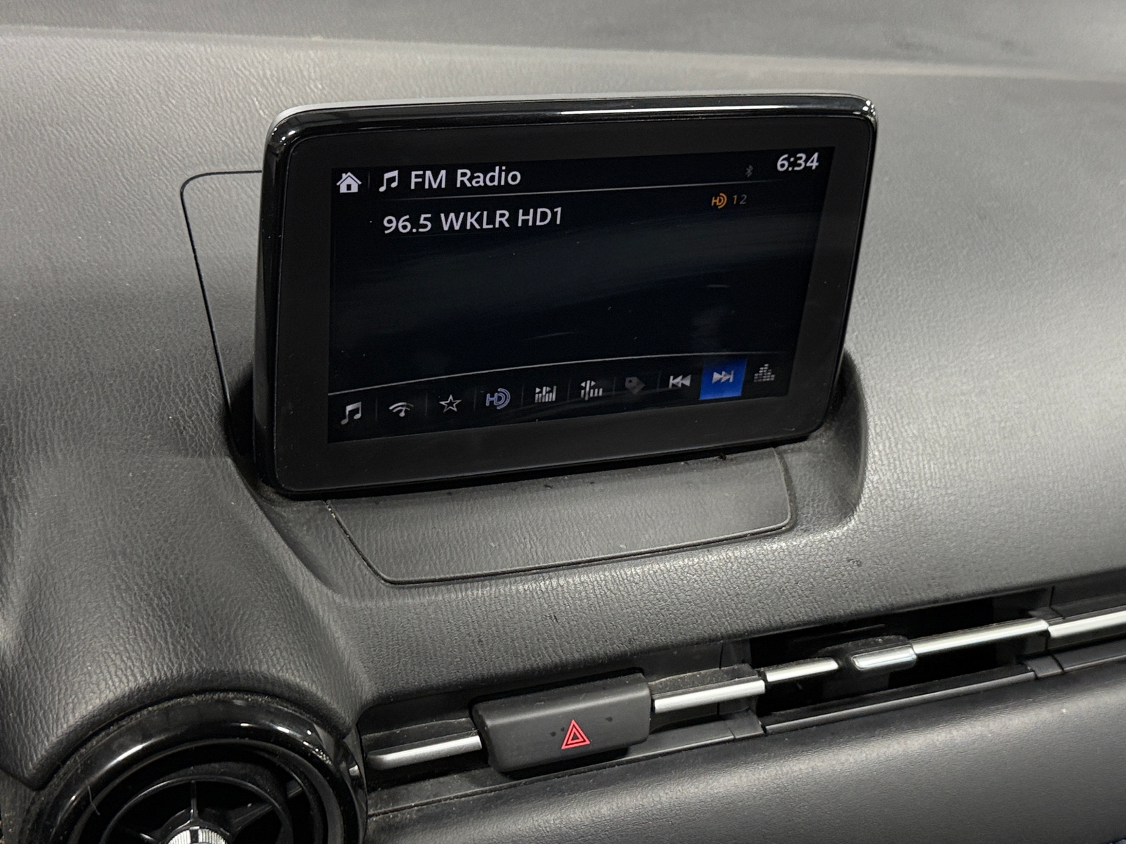 Thumbnail: 2019 Toyota Yaris - 4
