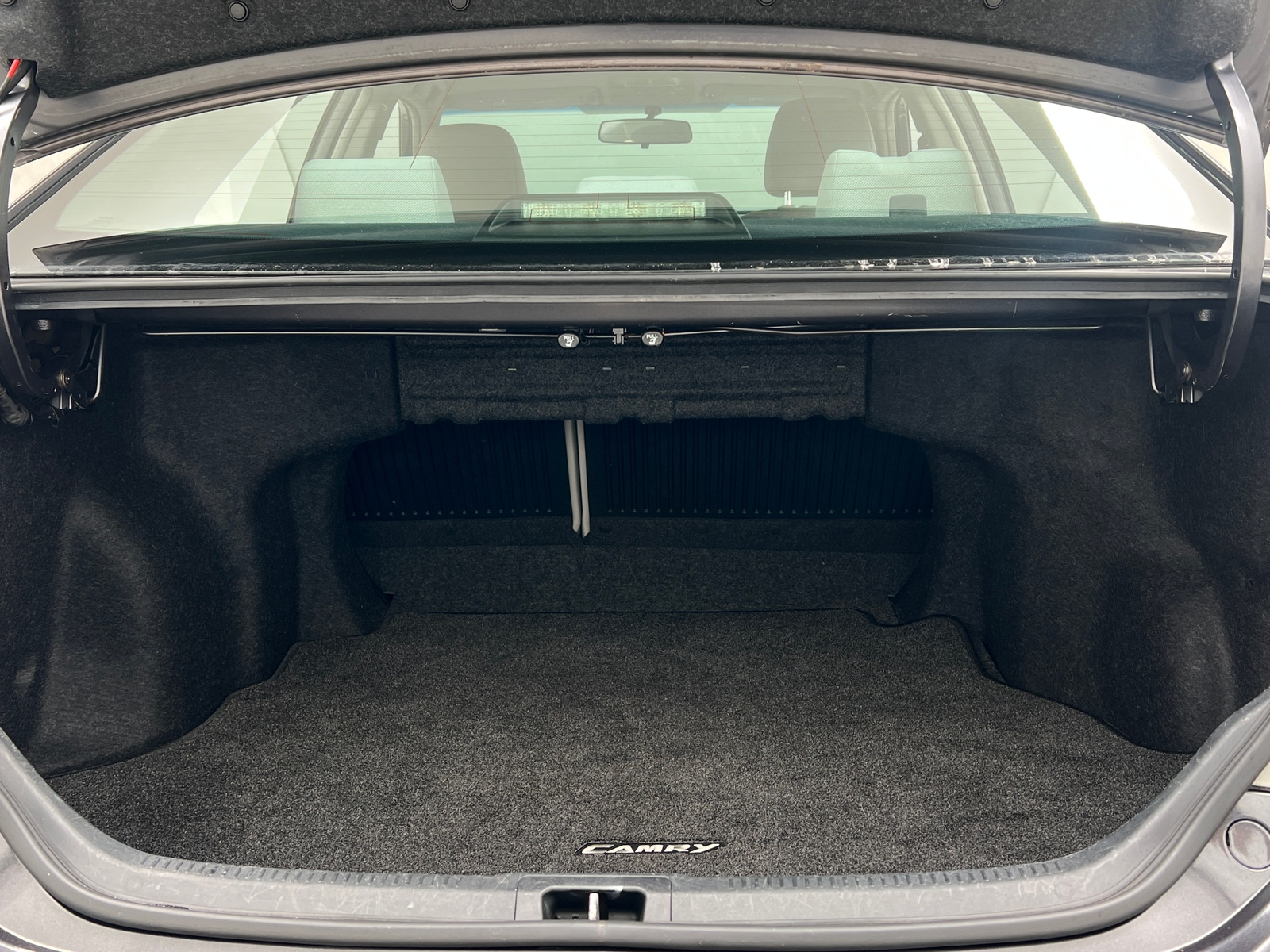 Thumbnail: 2012 Toyota Camry - 7