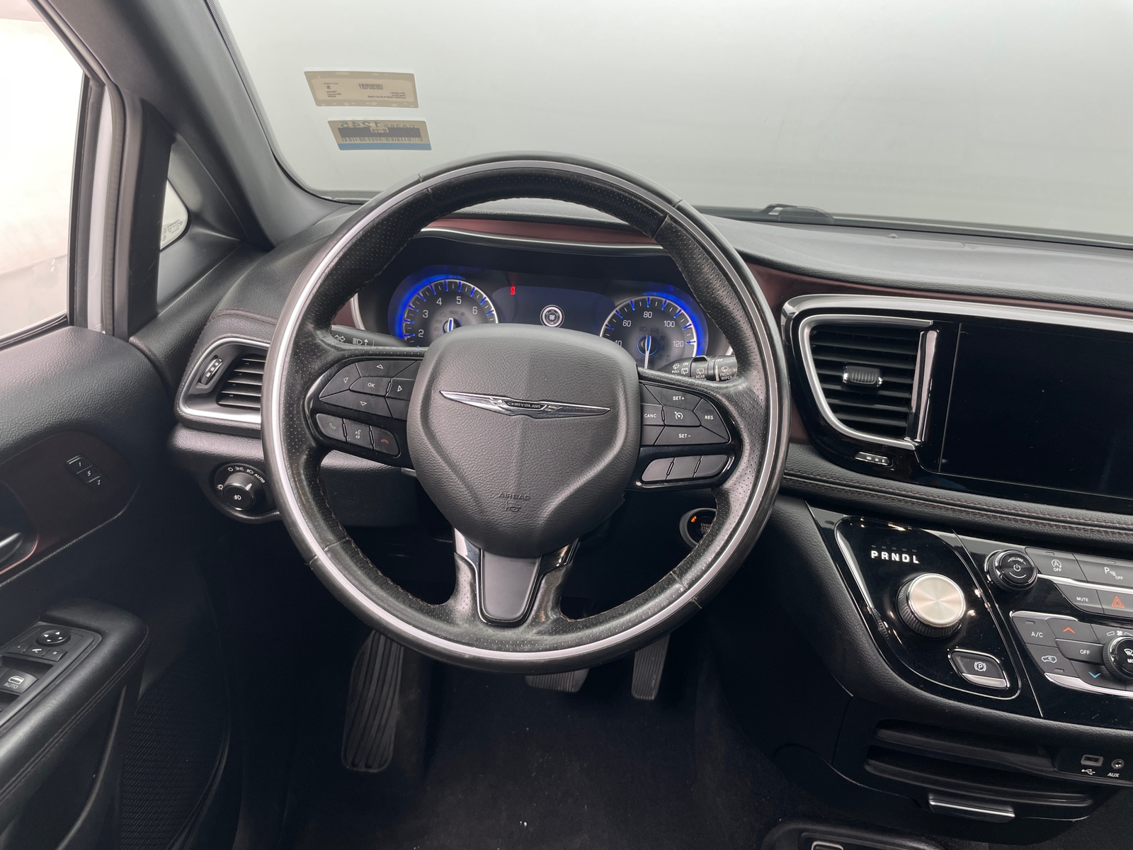 Thumbnail: 2020 Chrysler Pacifica - 4