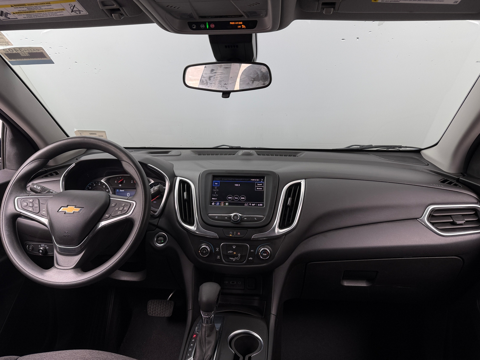 Thumbnail: 2022 Chevrolet Equinox - 3