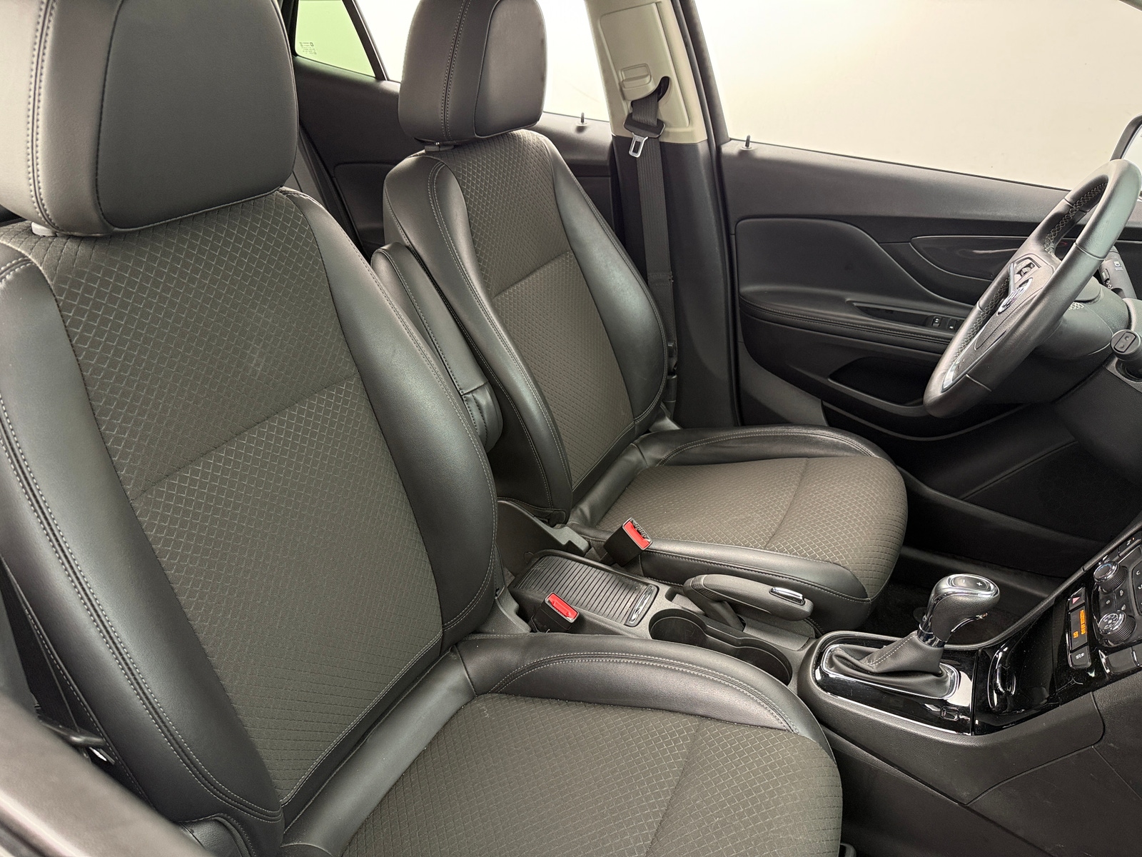 Thumbnail: 2021 Buick Encore - 2