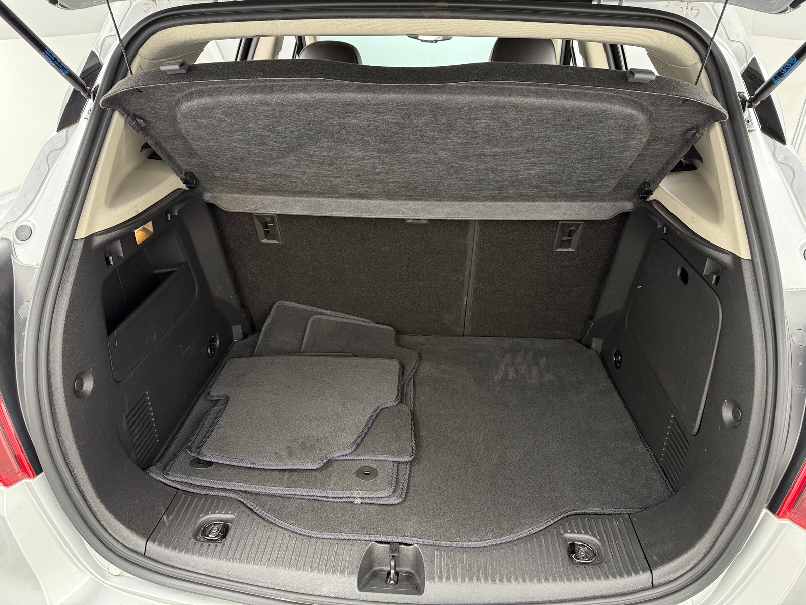 Thumbnail: 2021 Buick Encore - 7