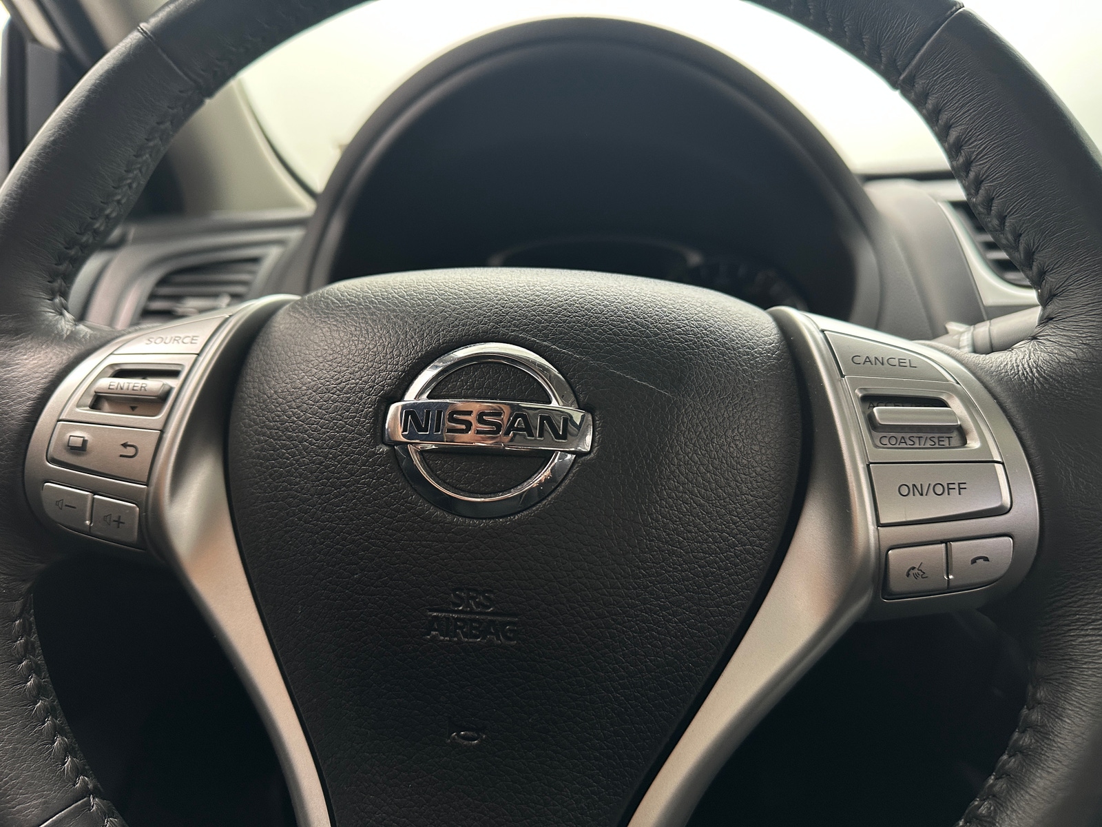 Thumbnail: 2017 Nissan Altima - 5